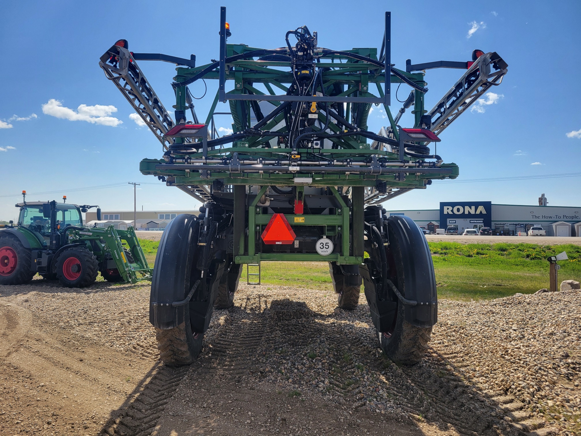 2024 Fendt RG937 Sprayer/High Clearance