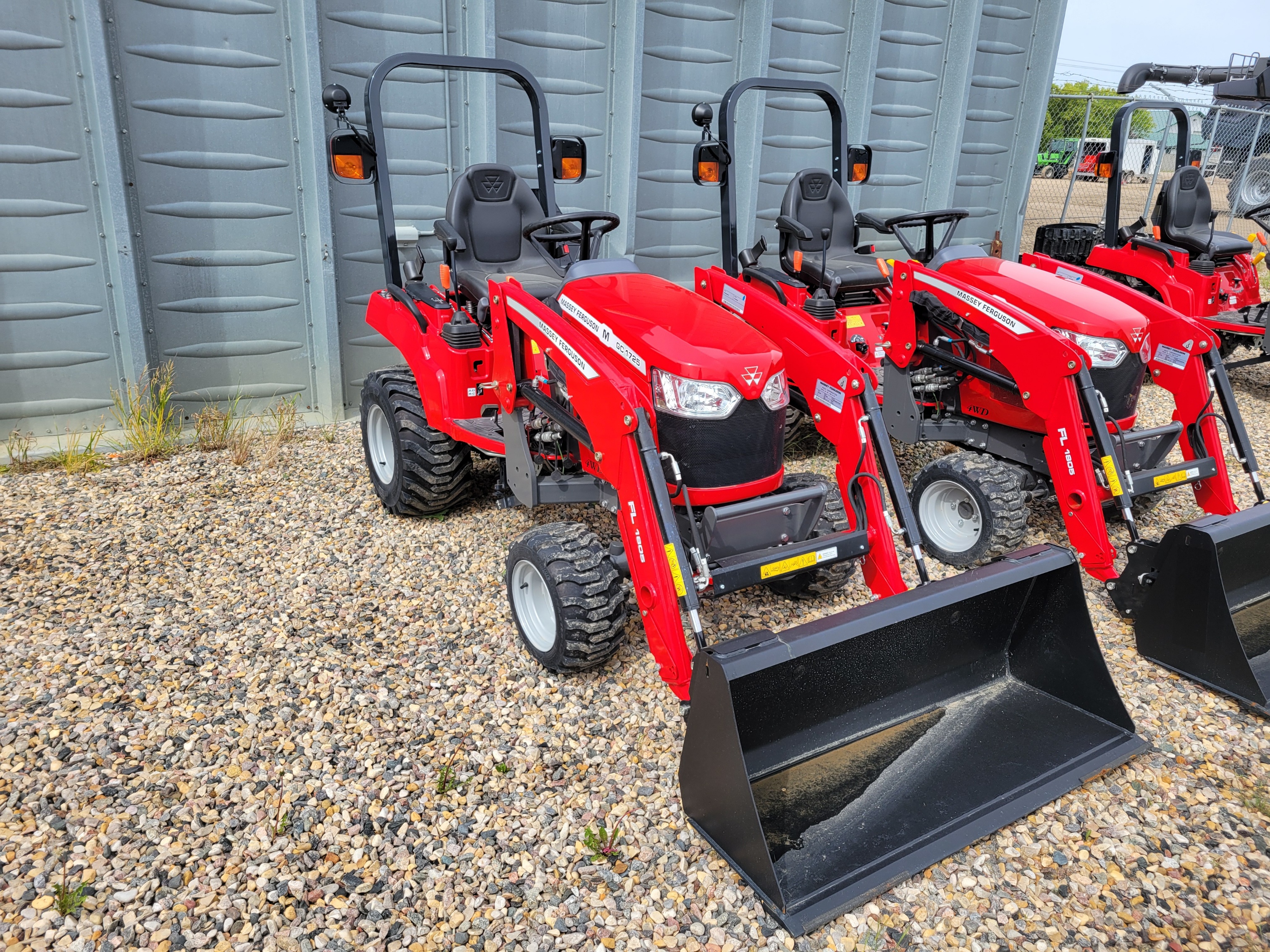 2023 Massey Ferguson GC1725M Tractor