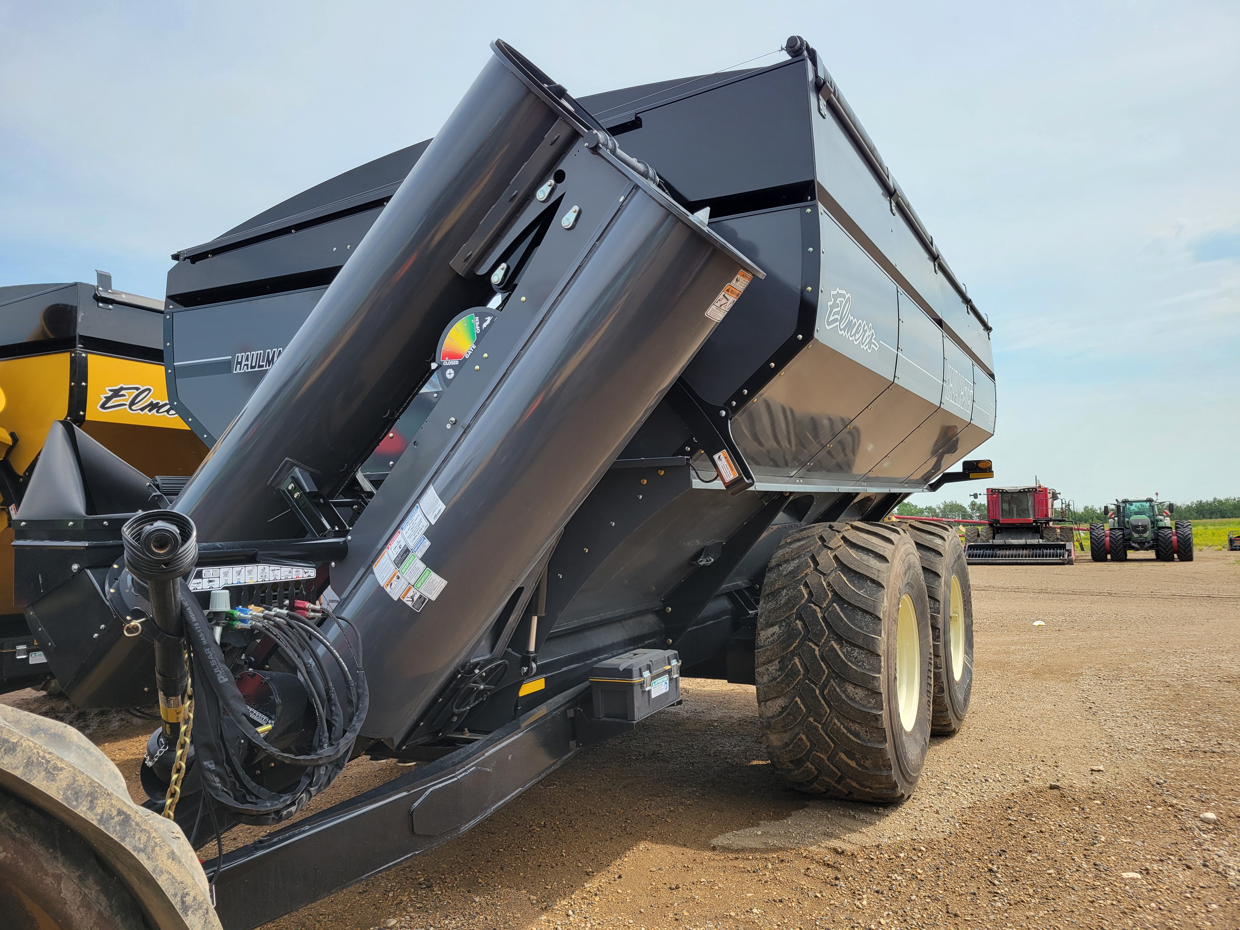 2024 Elmers 1500 Grain Cart