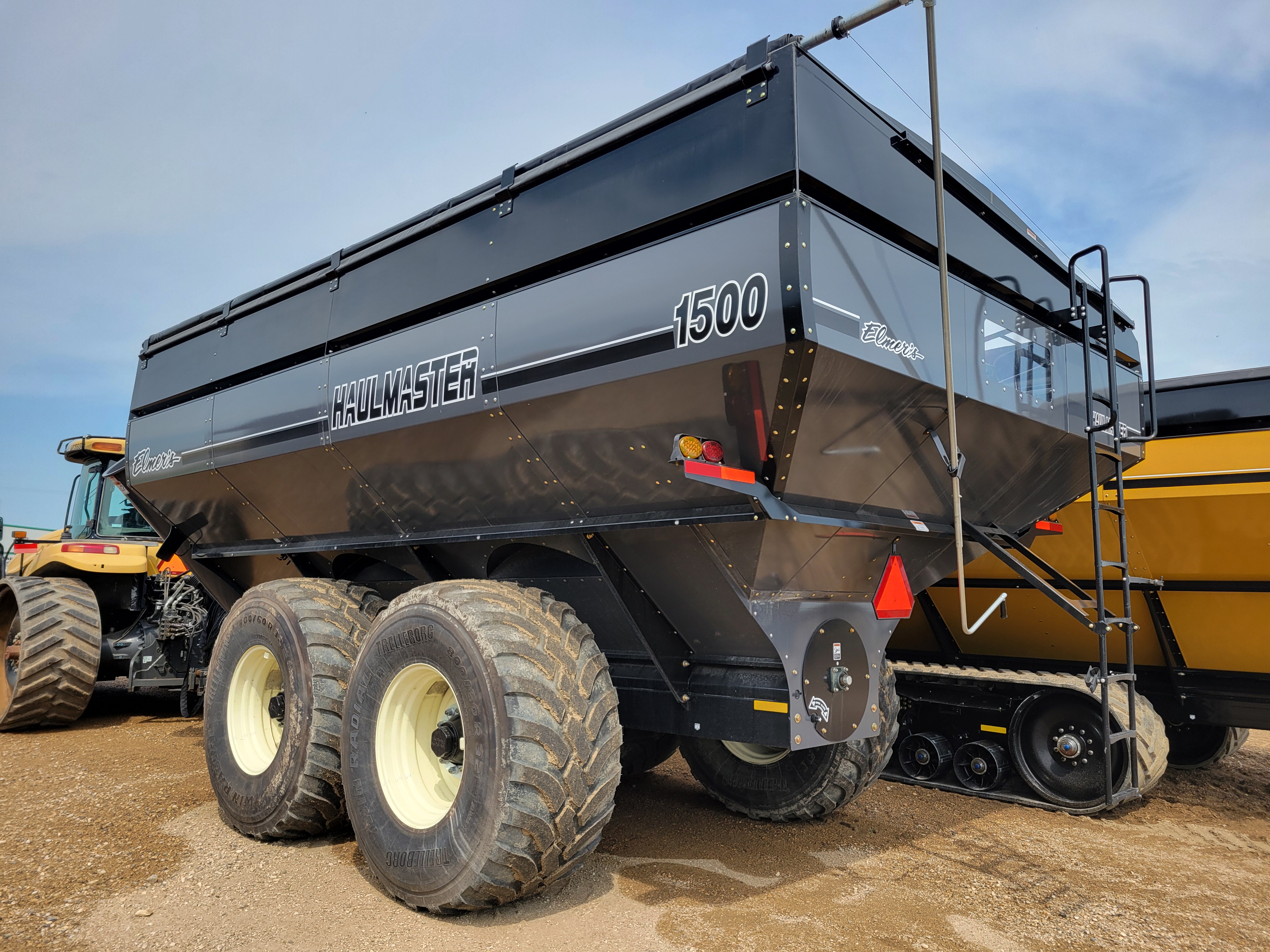 2024 Elmers 1500 Grain Cart