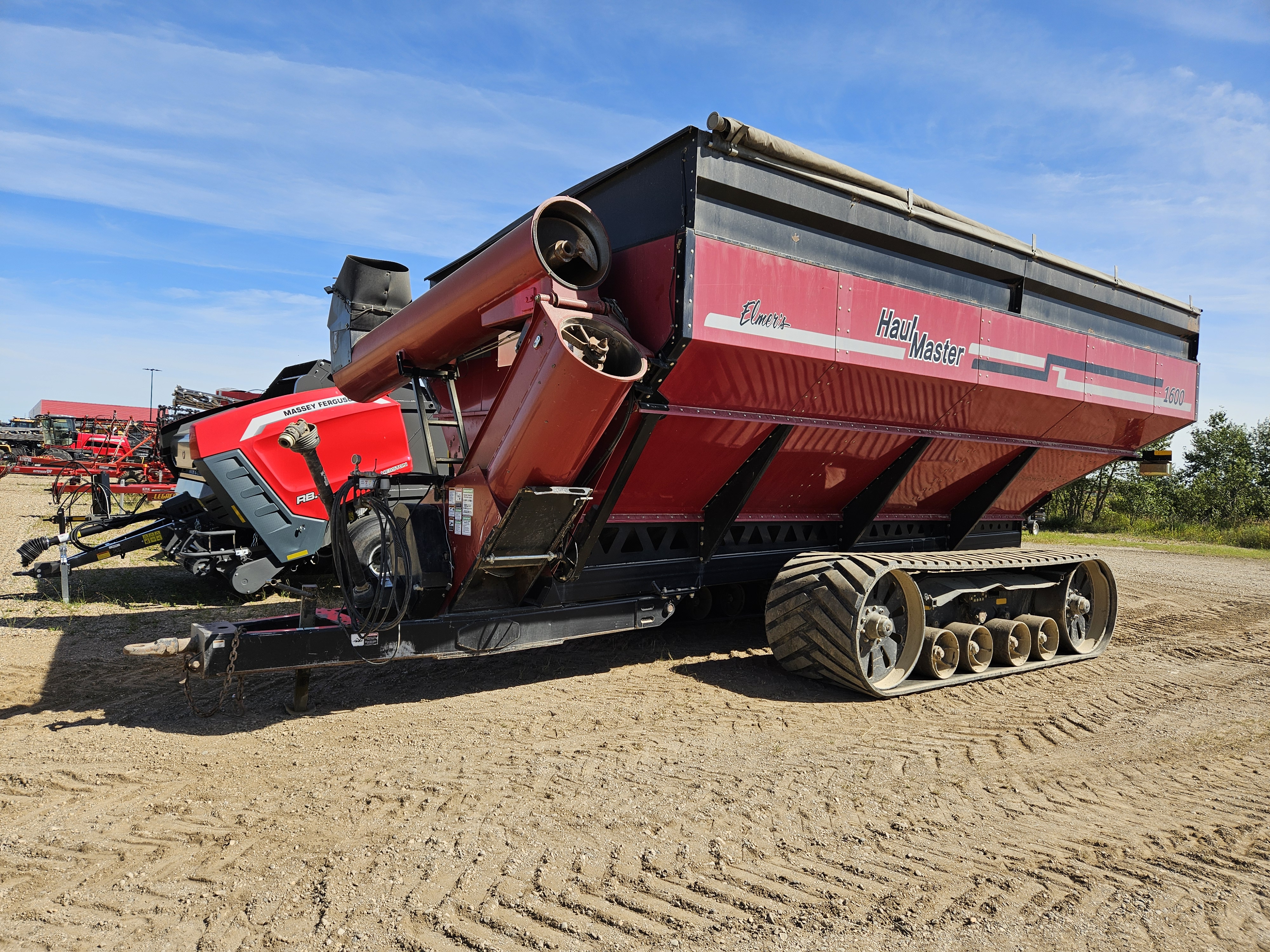 2013 Elmers Haulmaster 1600 Grain Cart