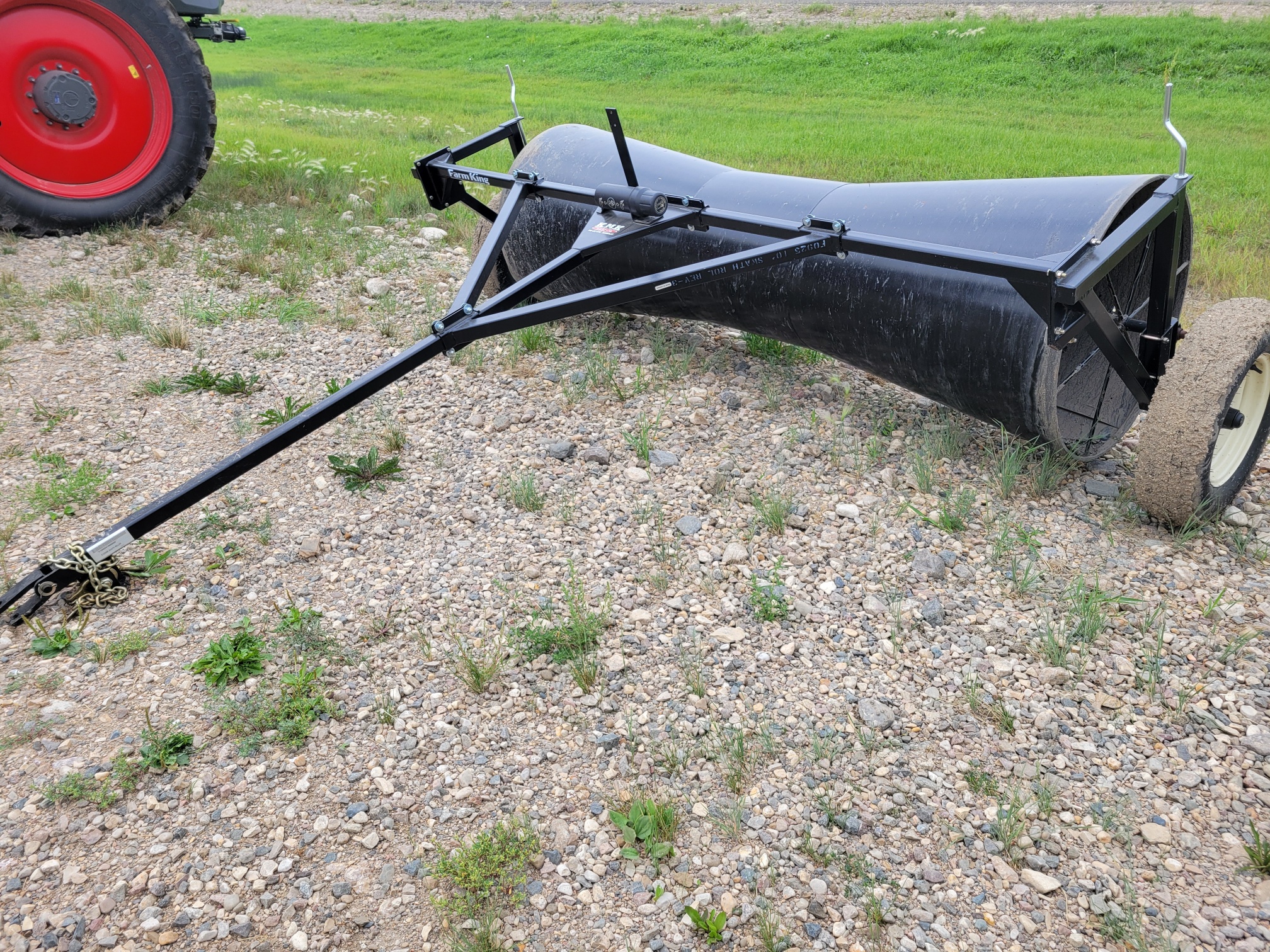 2023 Farm King C1000SR Swath Roller