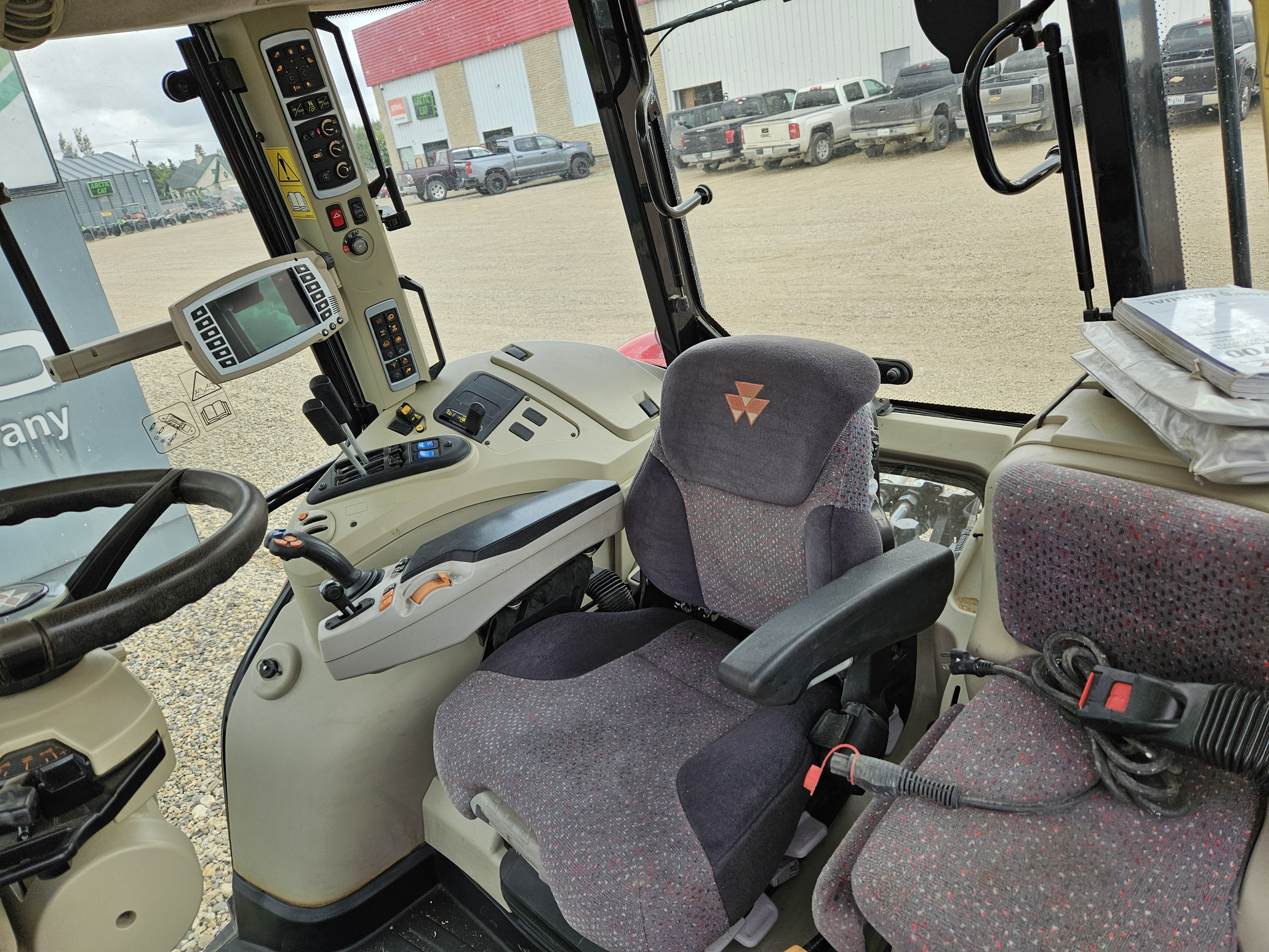 2017 Massey Ferguson 7718 Deluxe Tractor