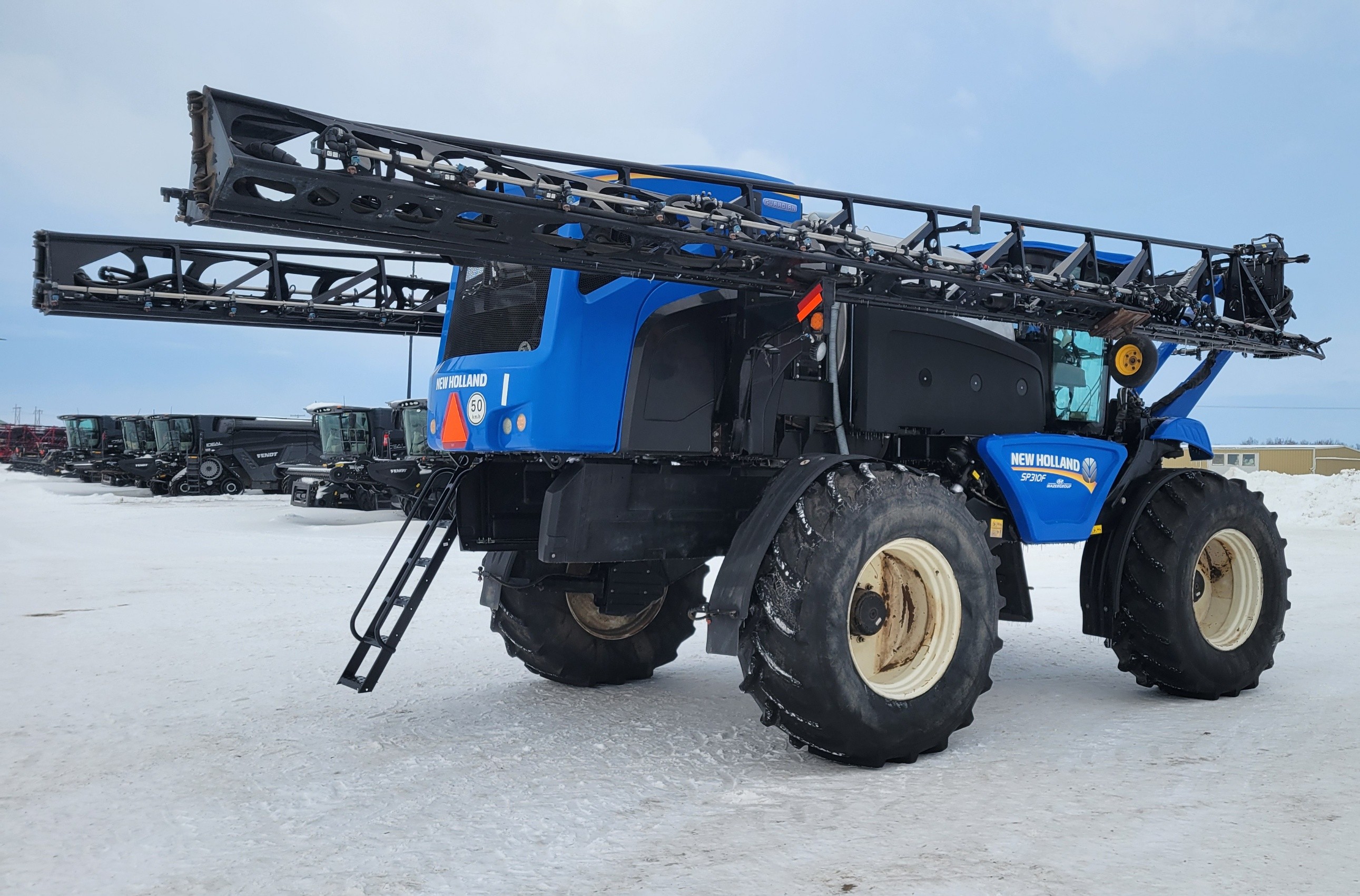 2018 New Holland SP.310F Sprayer/High Clearance