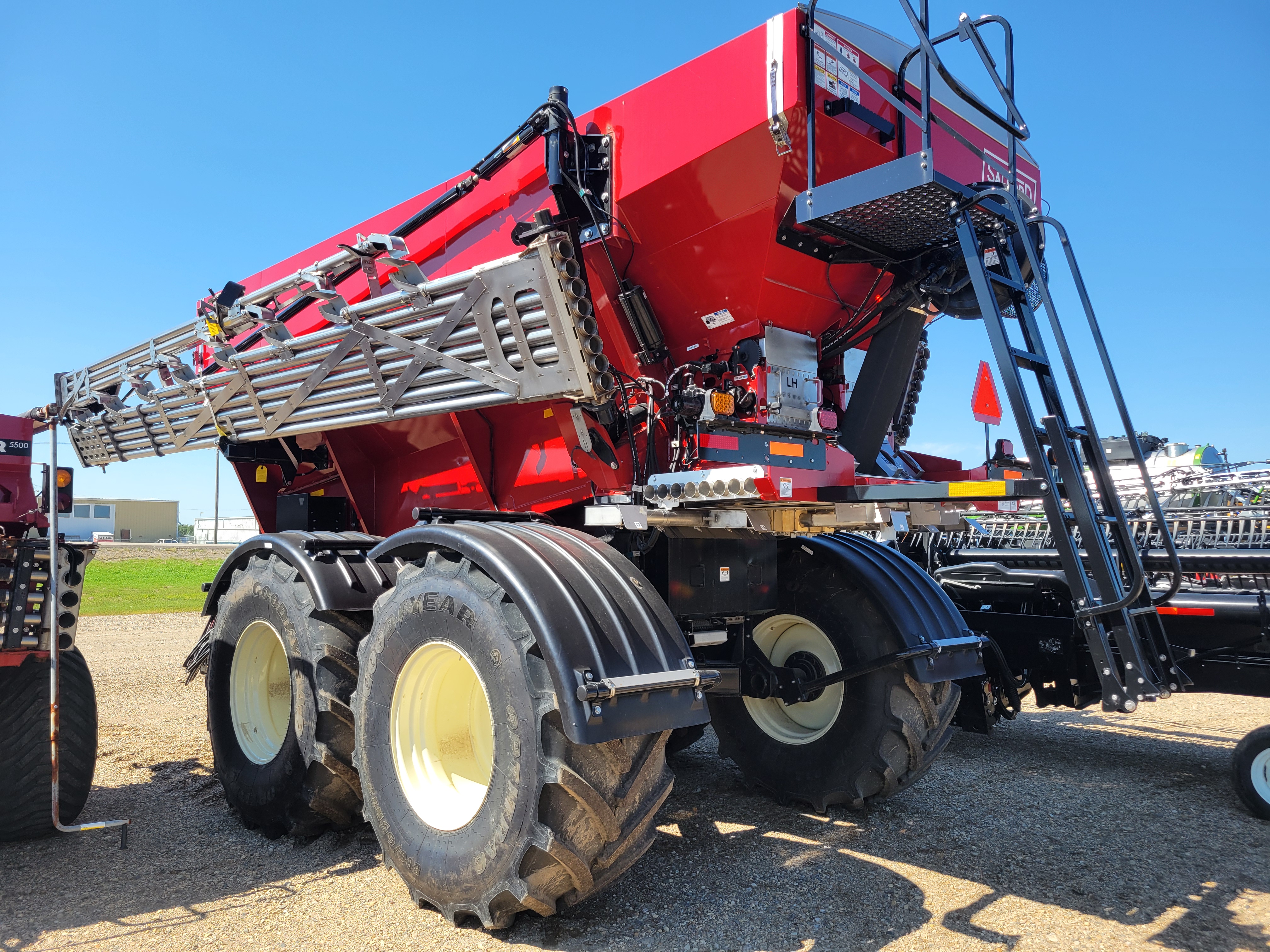 2024 Salford AB640 Applicator