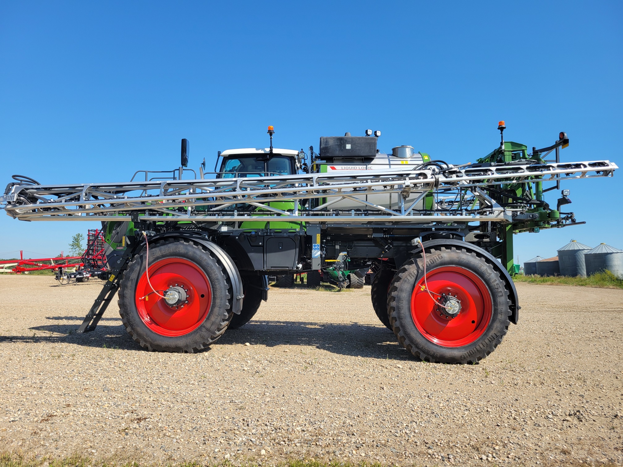 2025 Fendt RG937 Sprayer/High Clearance