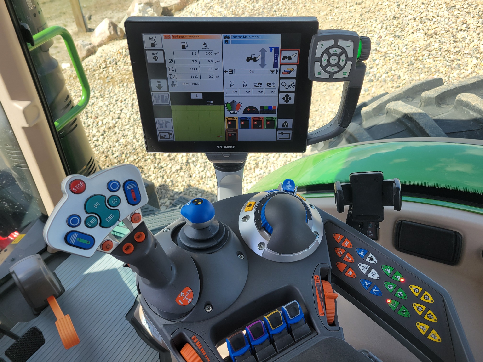 2020 Fendt 718S4 Tractor