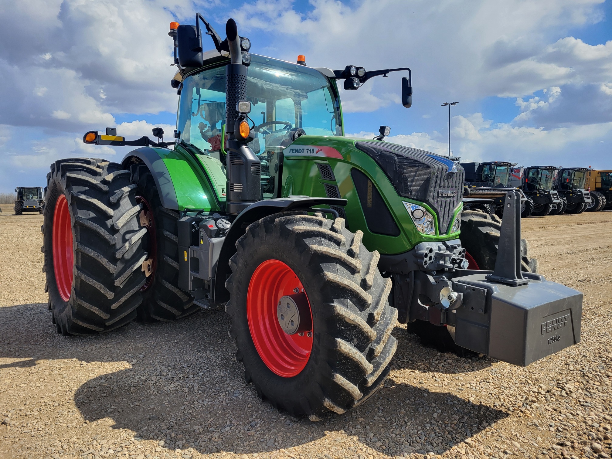 2020 Fendt 718S4 Tractor