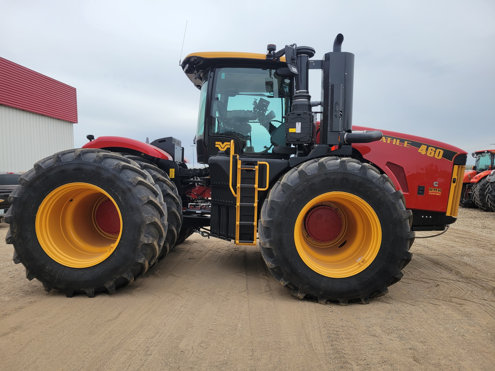 2025 Versatile 460 Tractor