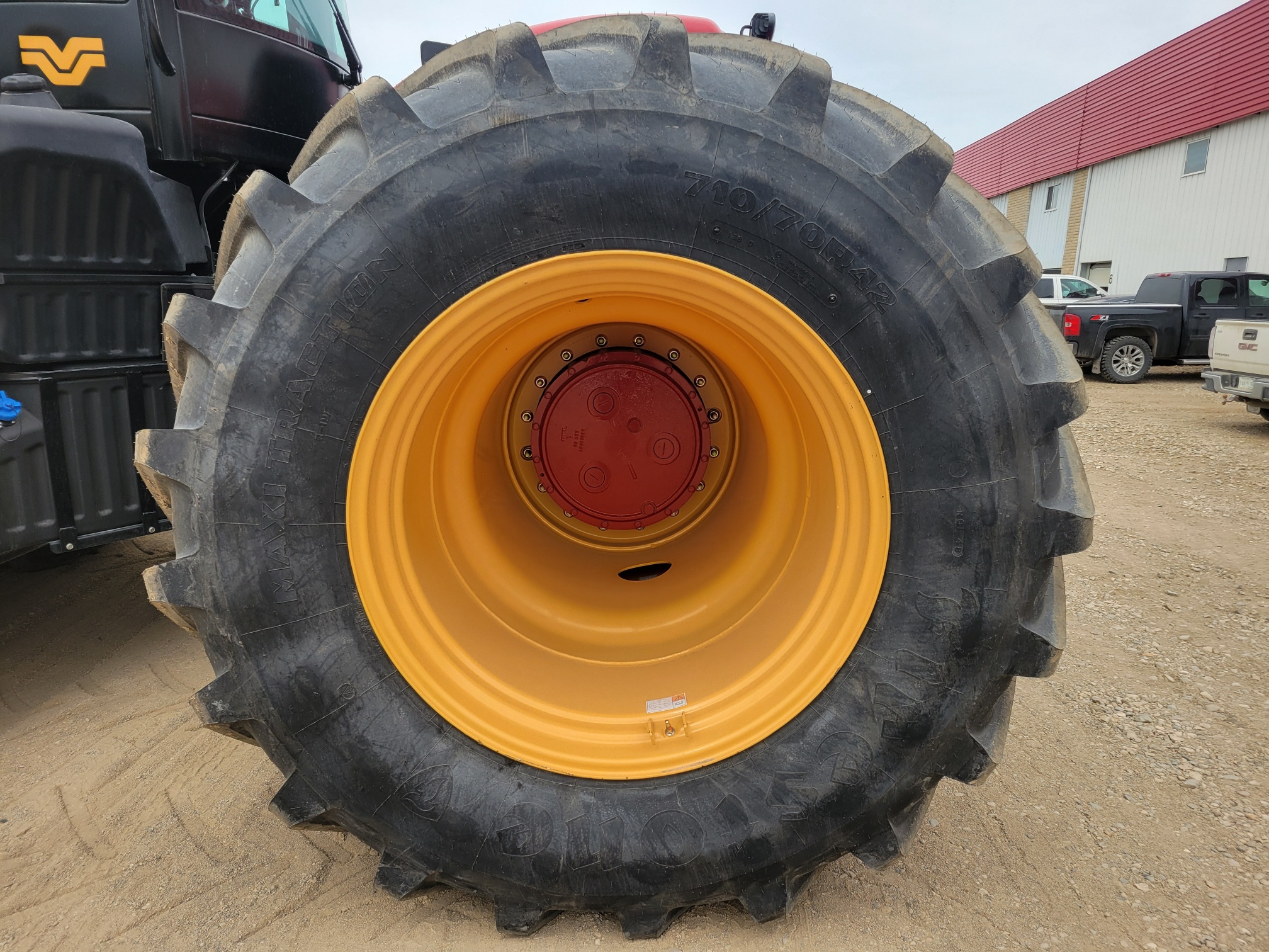 2025 Versatile 460 Tractor