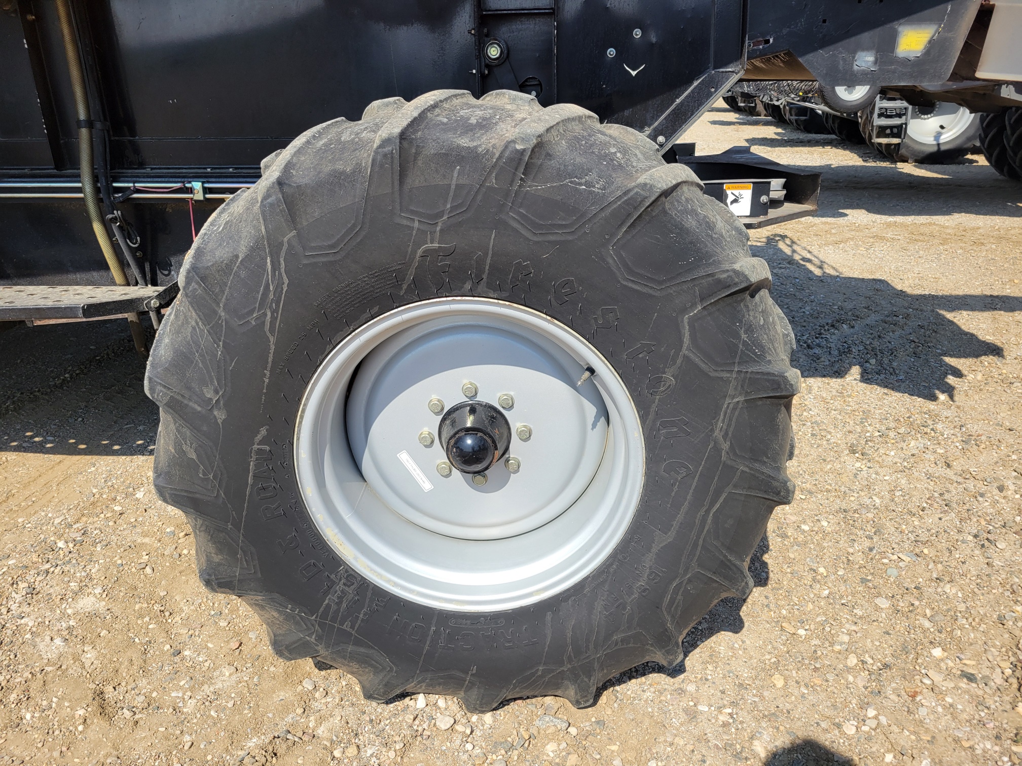 2005 Massey Ferguson 9790 Combine