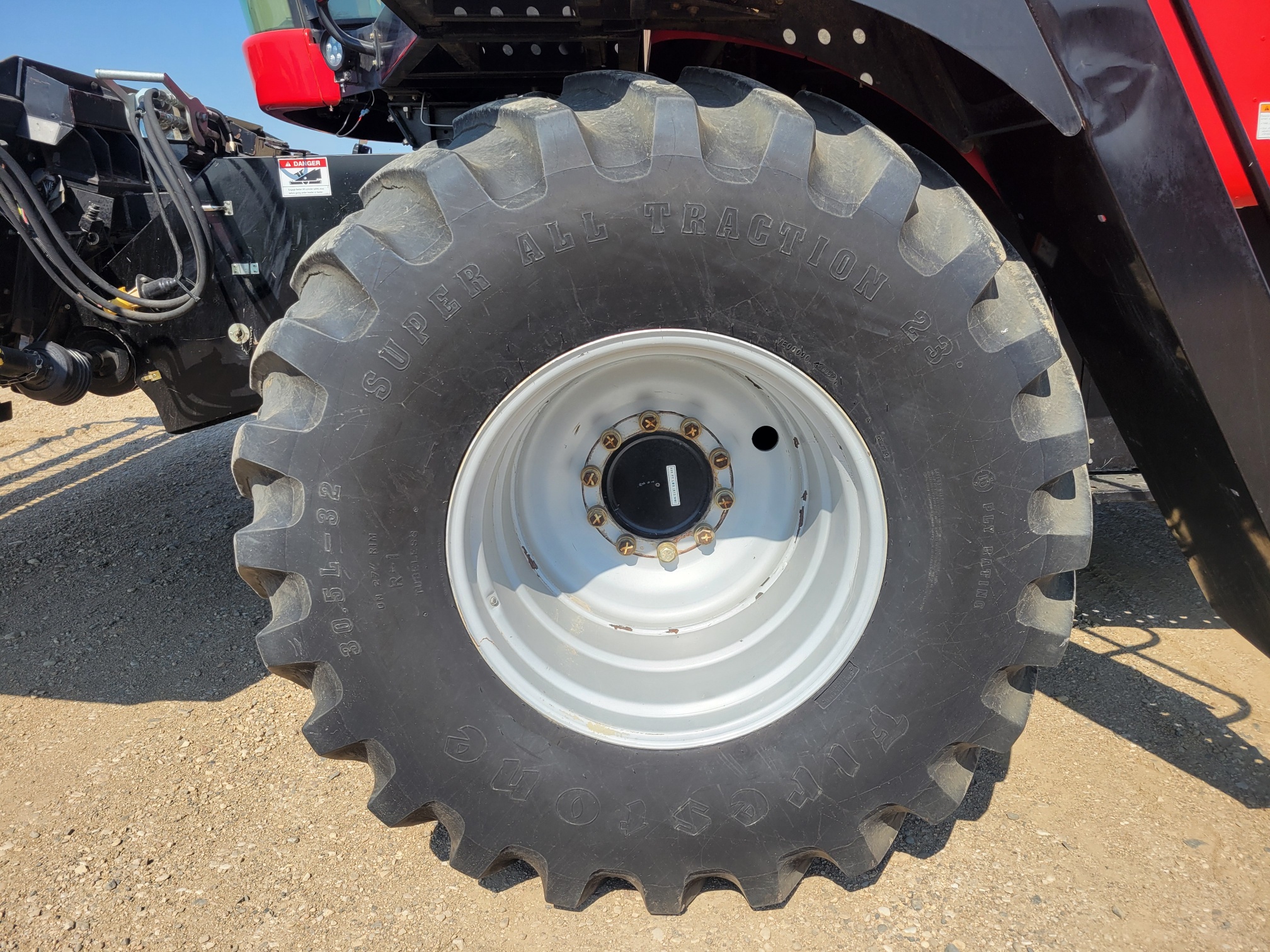 2005 Massey Ferguson 9790 Combine