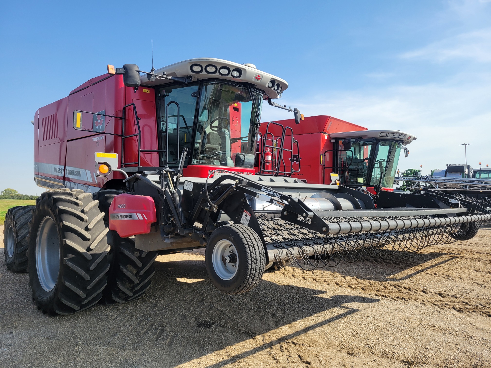 2014 Massey Ferguson 9560 Combine