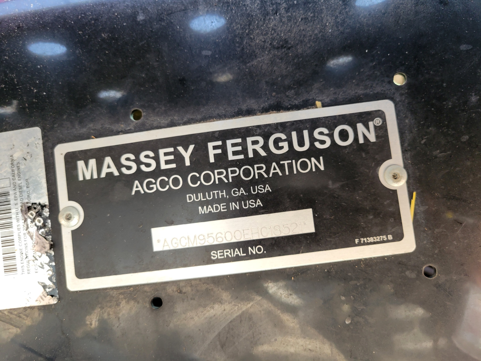 2014 Massey Ferguson 9560 Combine