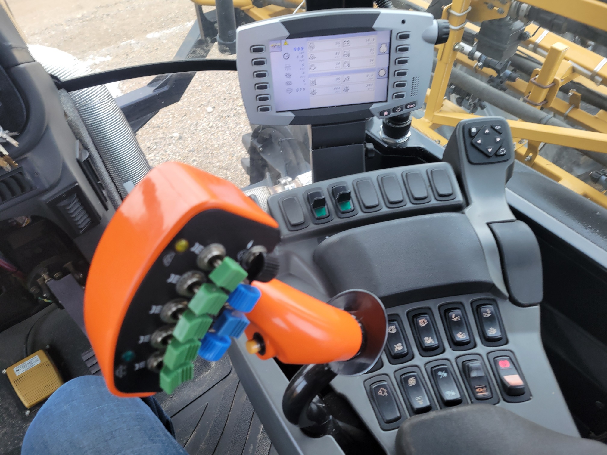 2012 RoGator RG900 Sprayer/High Clearance