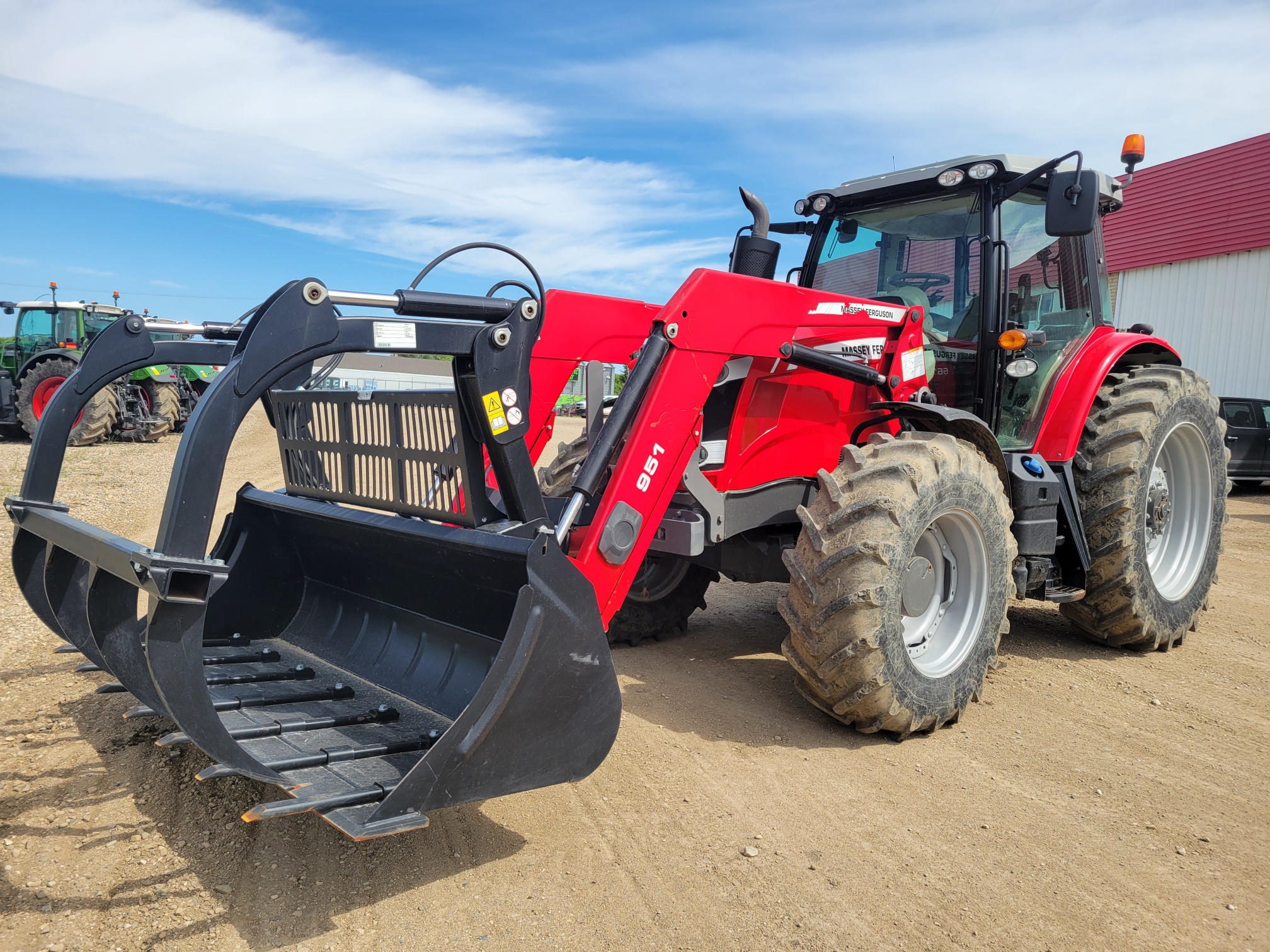 2015 Massey Ferguson 6616 Classic Tractor
