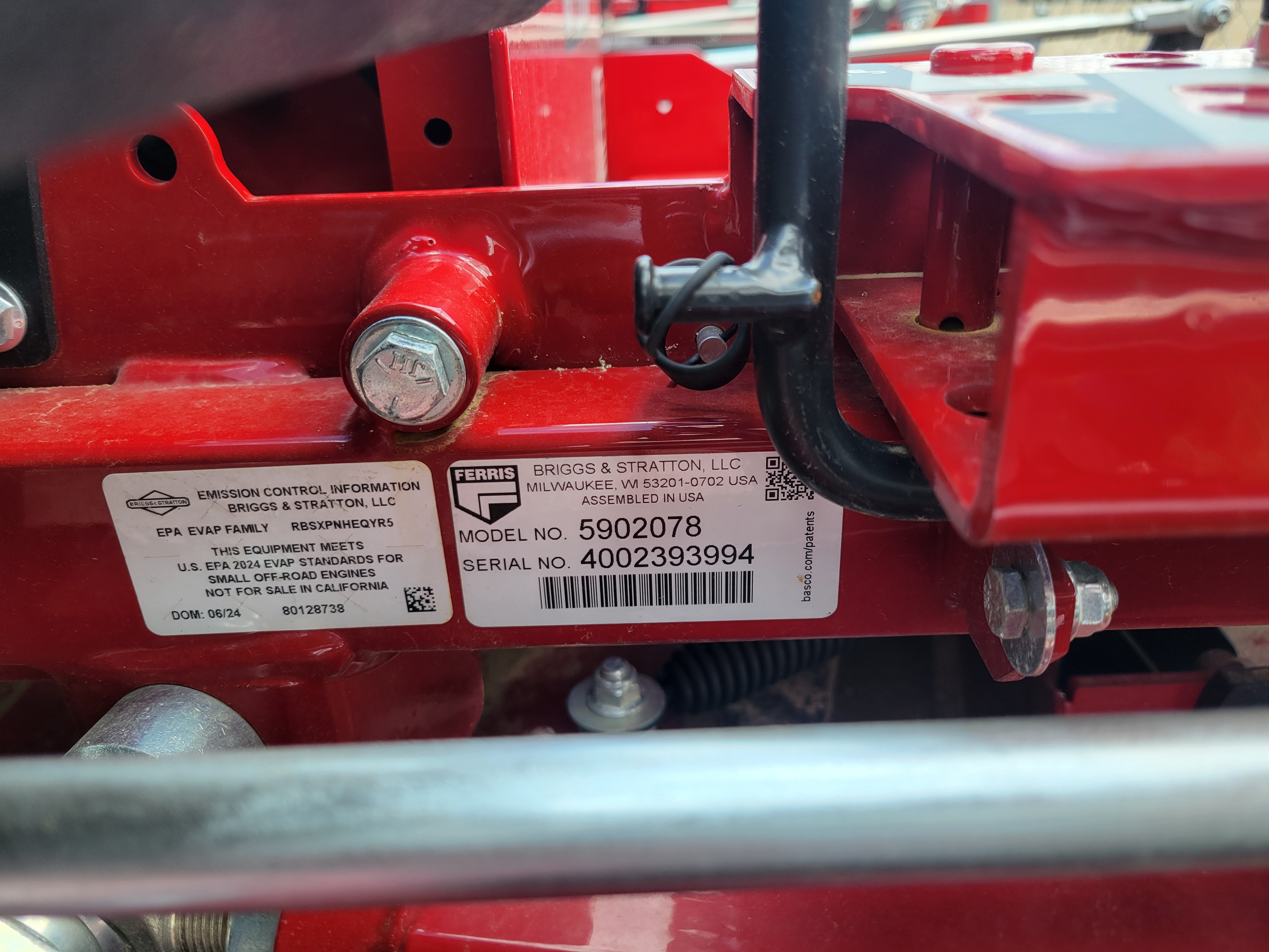 2023 Ferris ISX2200 28 Mower/Zero Turn