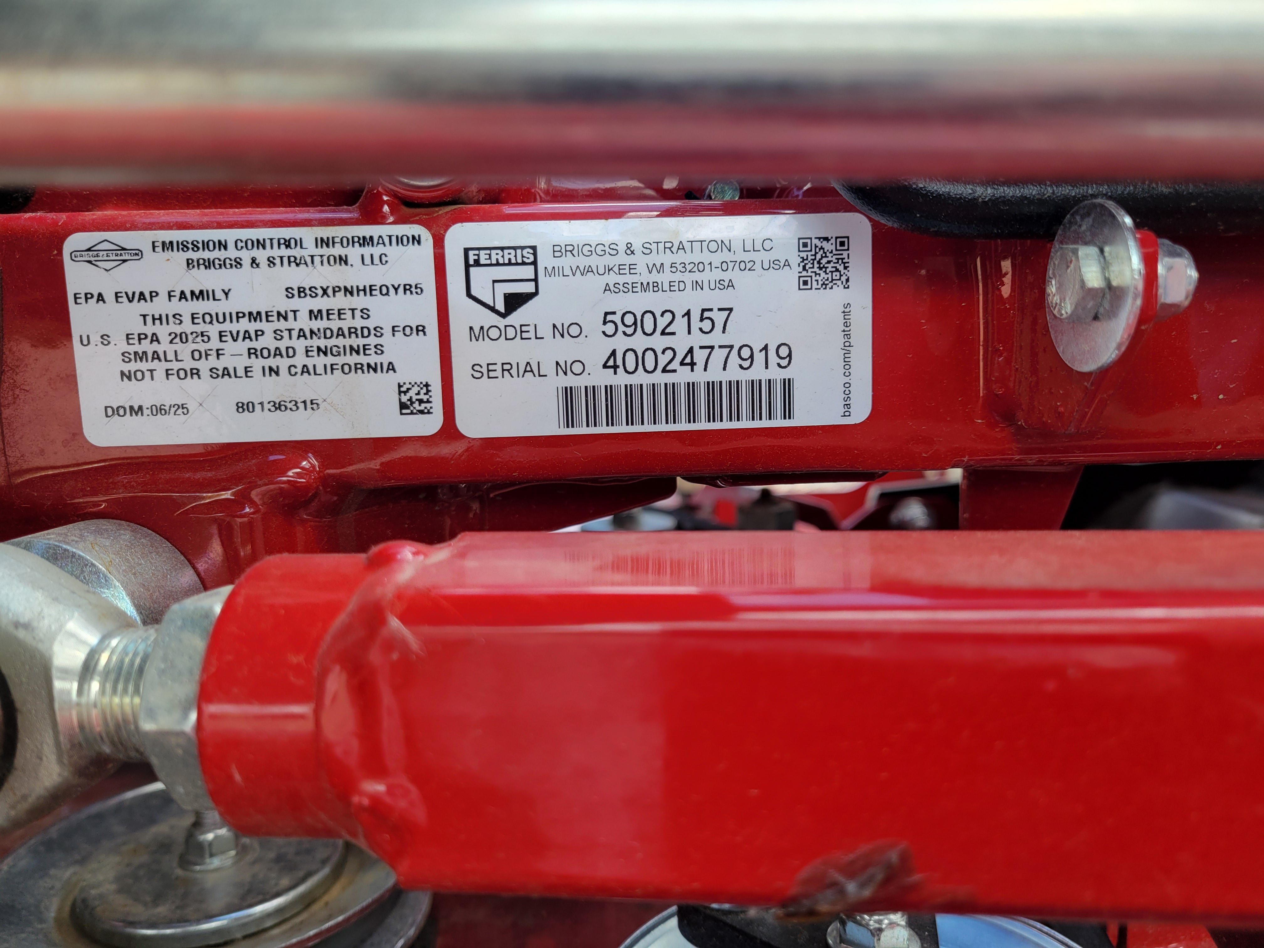 2025 Ferris ISX2200 28 Mower/Zero Turn