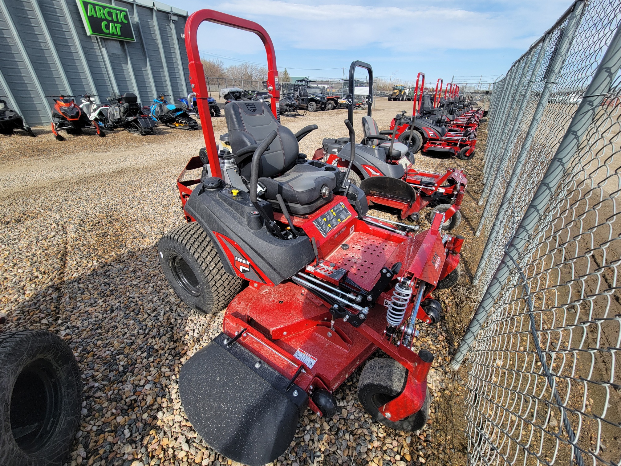 2025 Ferris ISX3300 40 Mower/Zero Turn