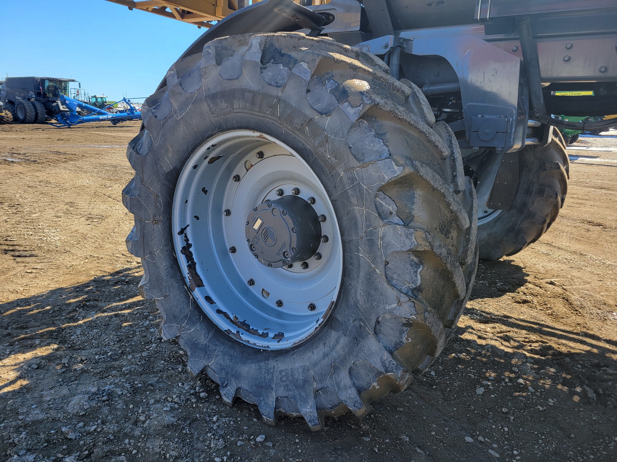 2012 RoGator RG900 Sprayer/High Clearance