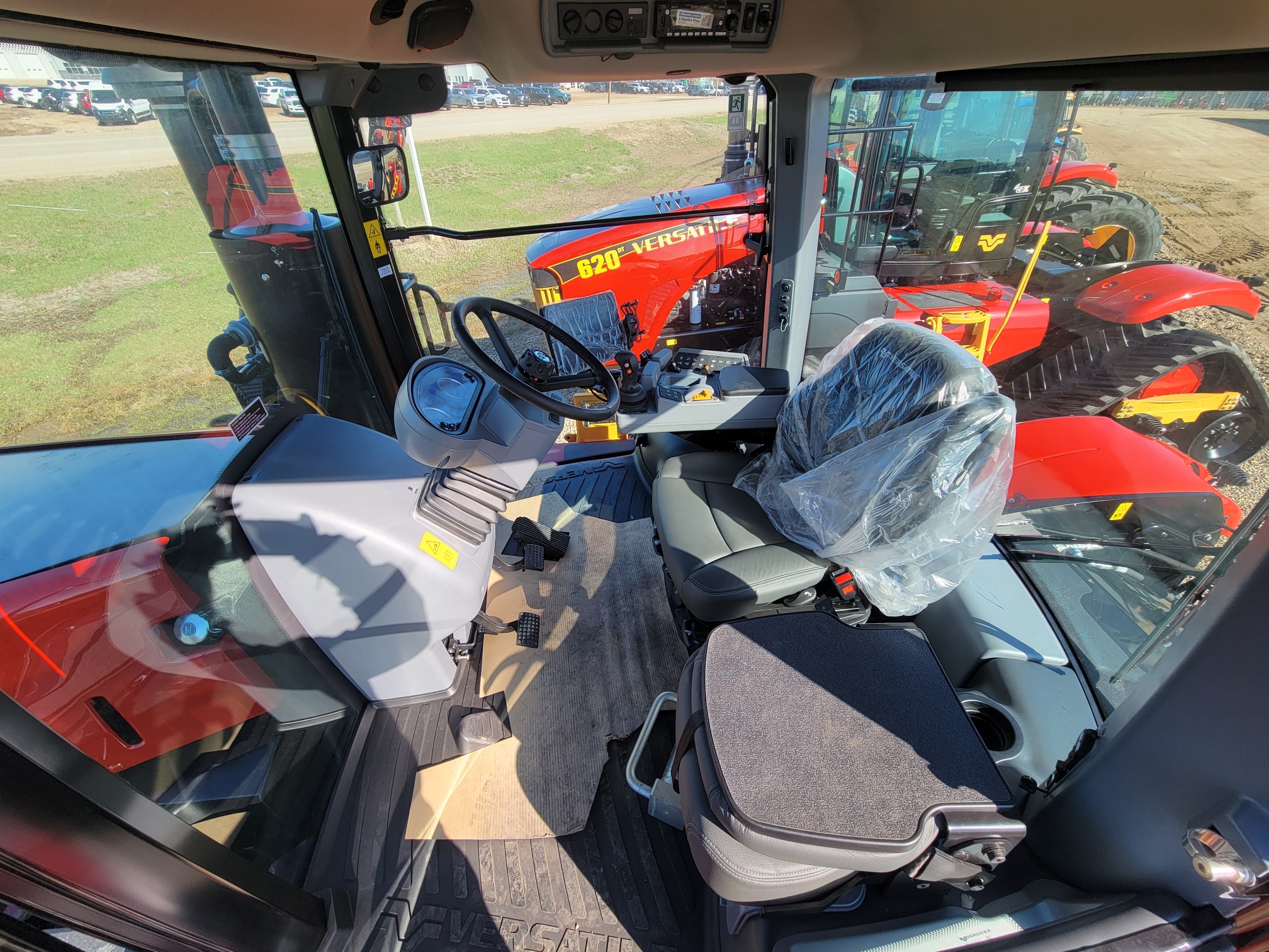 2025 Versatile 620DT Tractor