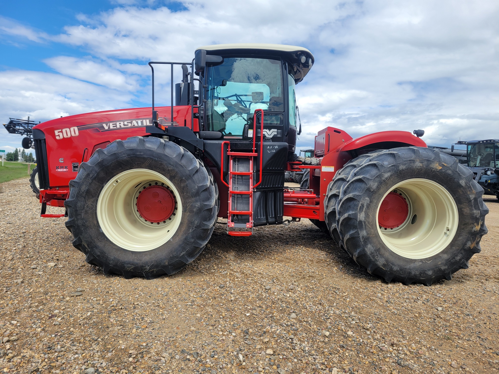 2014 Versatile 500 Tractor