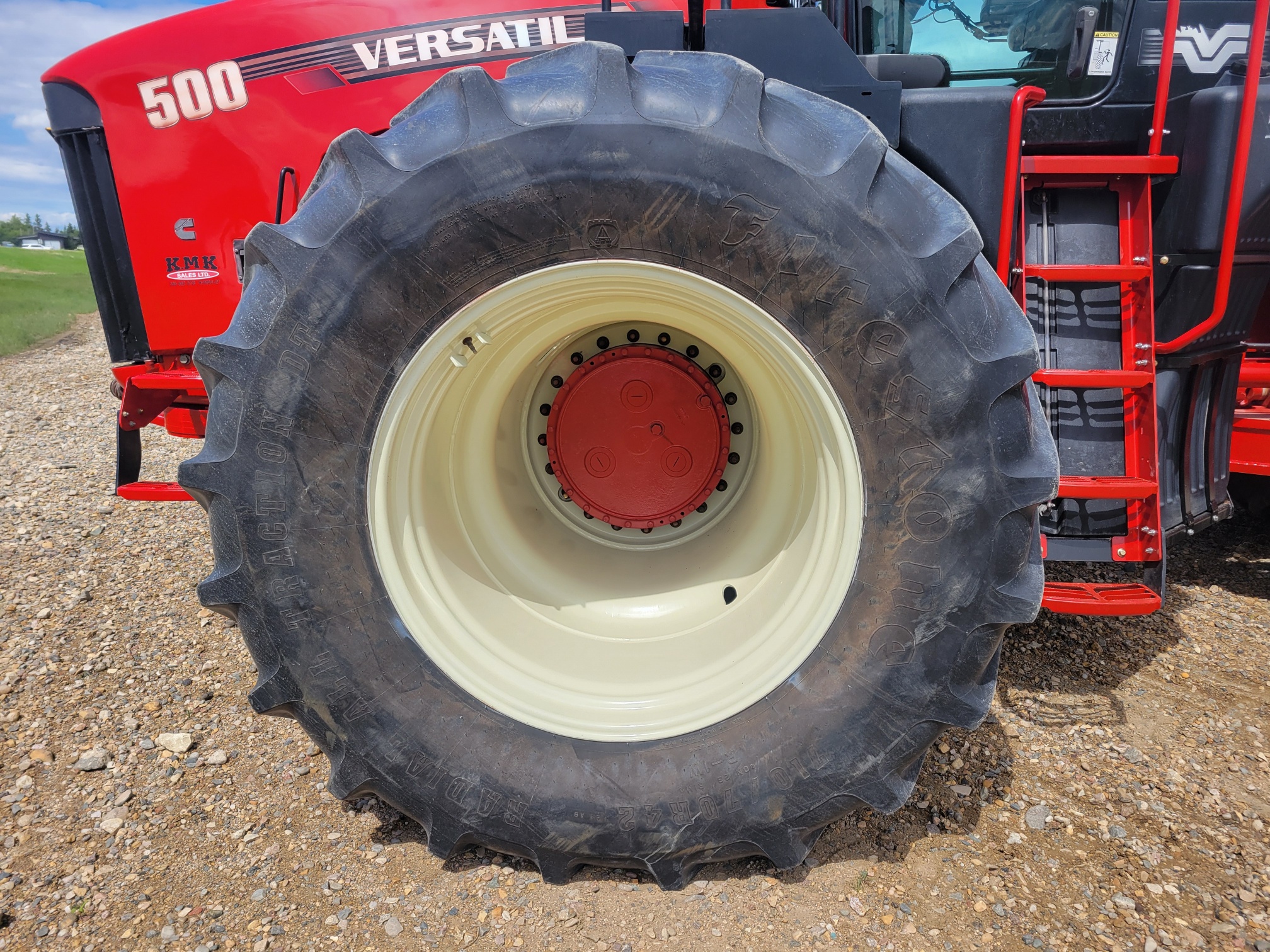 2014 Versatile 500 Tractor