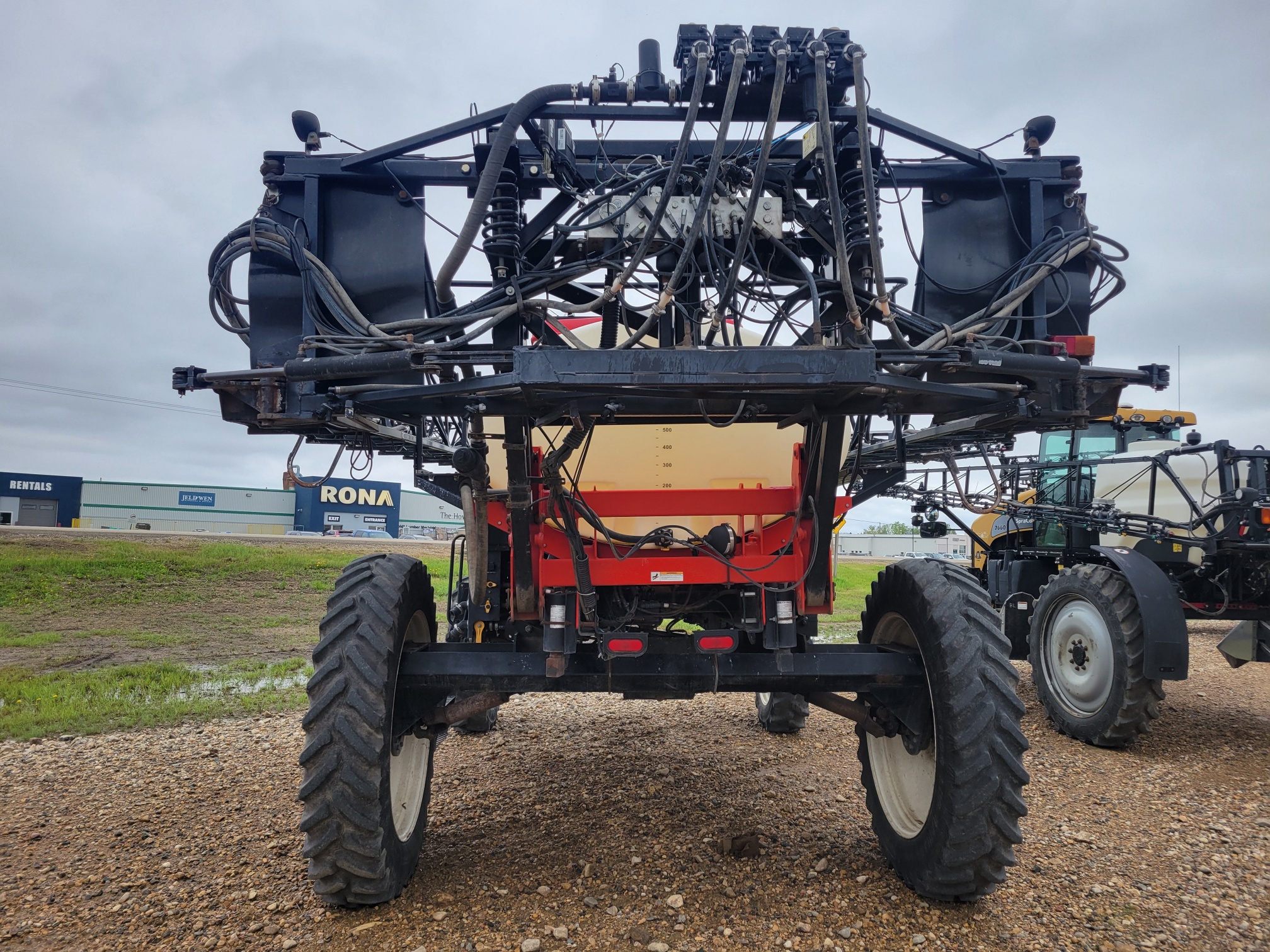 2009 Apache AS1010 Sprayer/High Clearance