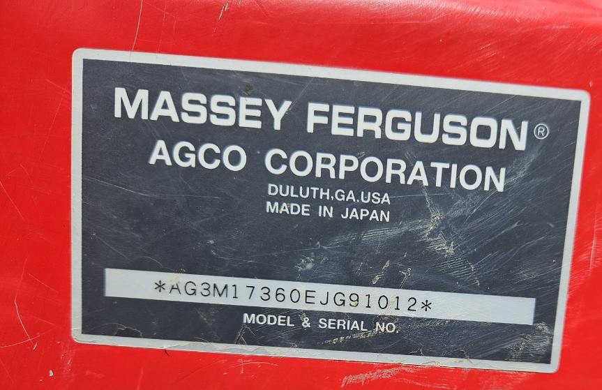 2014 Massey Ferguson 1736 Tractor
