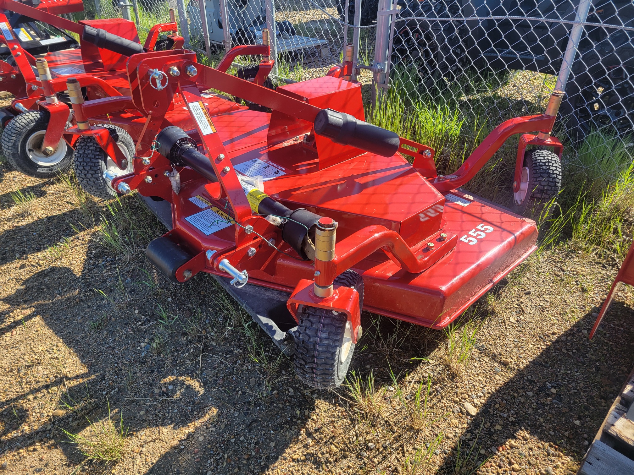 2023 Farm King Y555 Mower