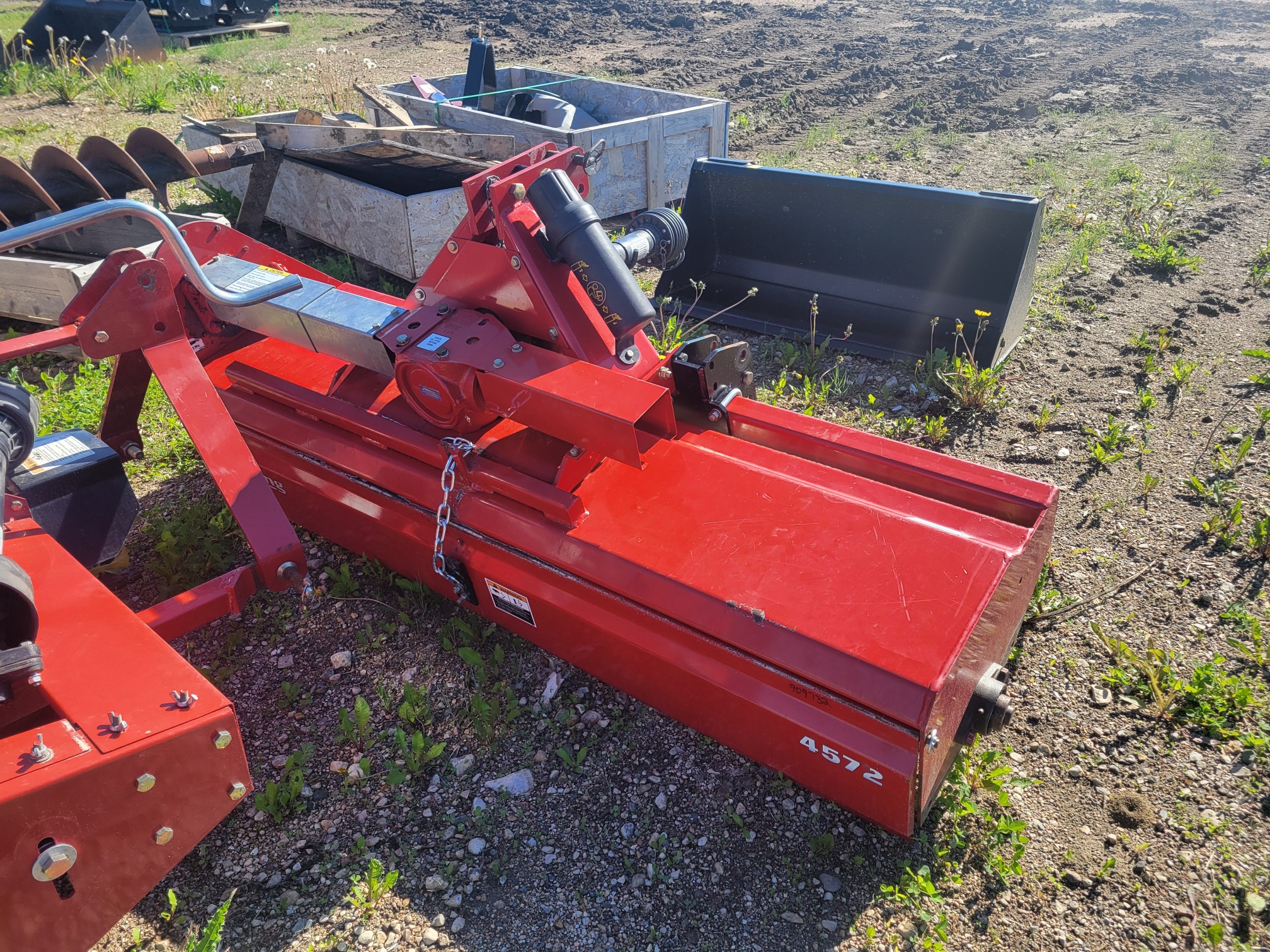 2015 Farm King c4572 Rotary Tiller