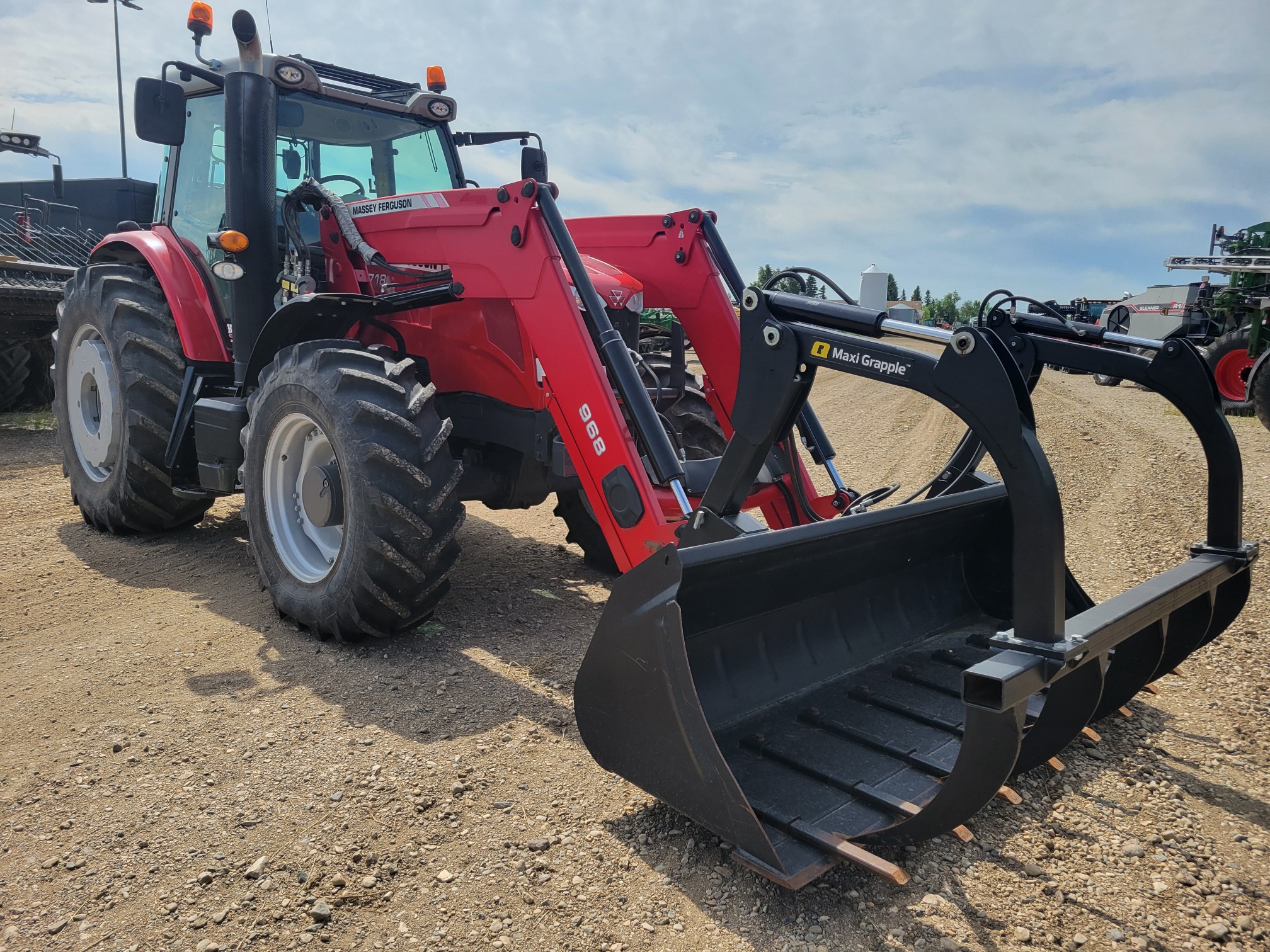2018 Massey Ferguson 7718 Classic Tractor