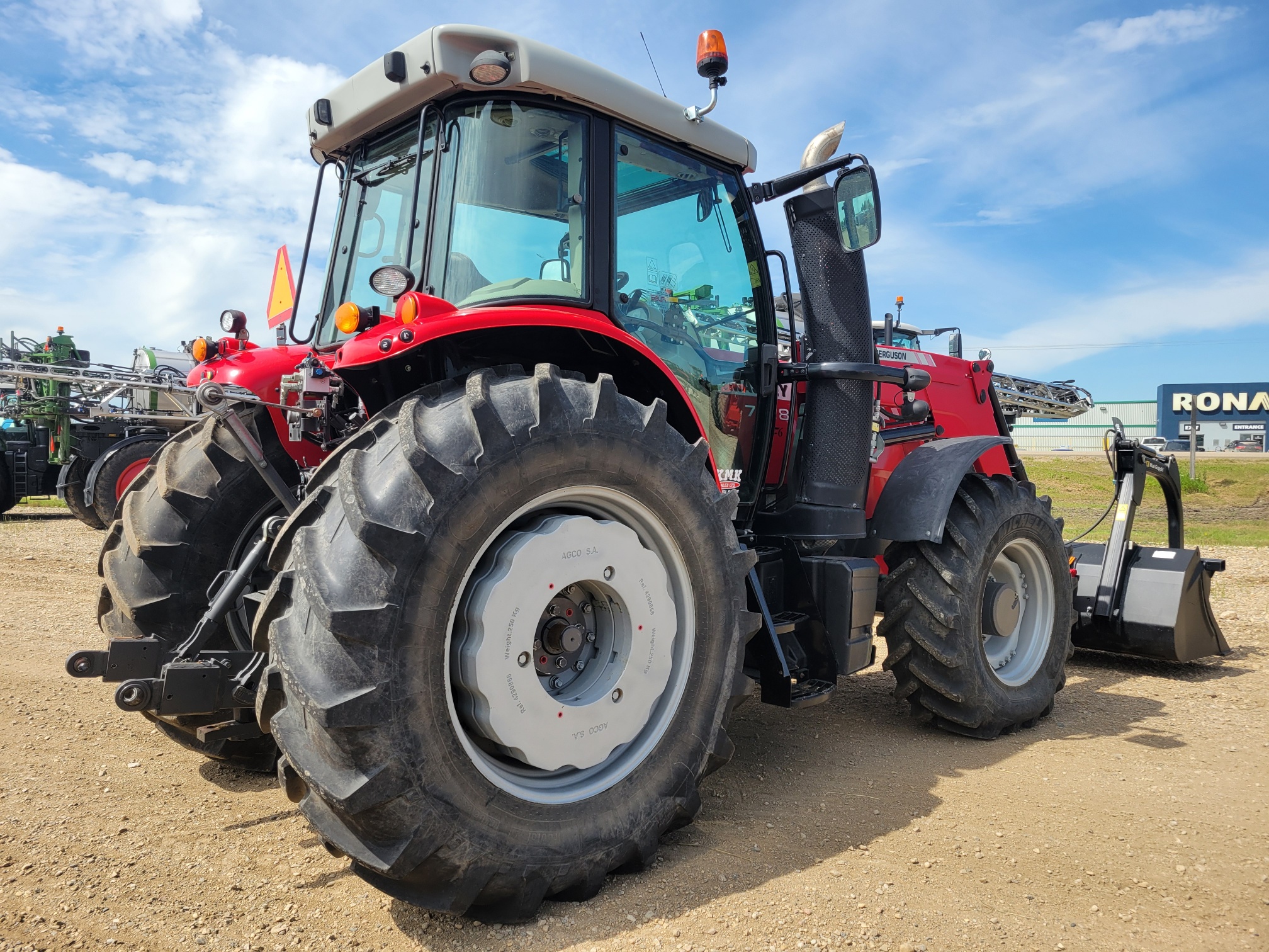 2018 Massey Ferguson 7718 Classic Tractor