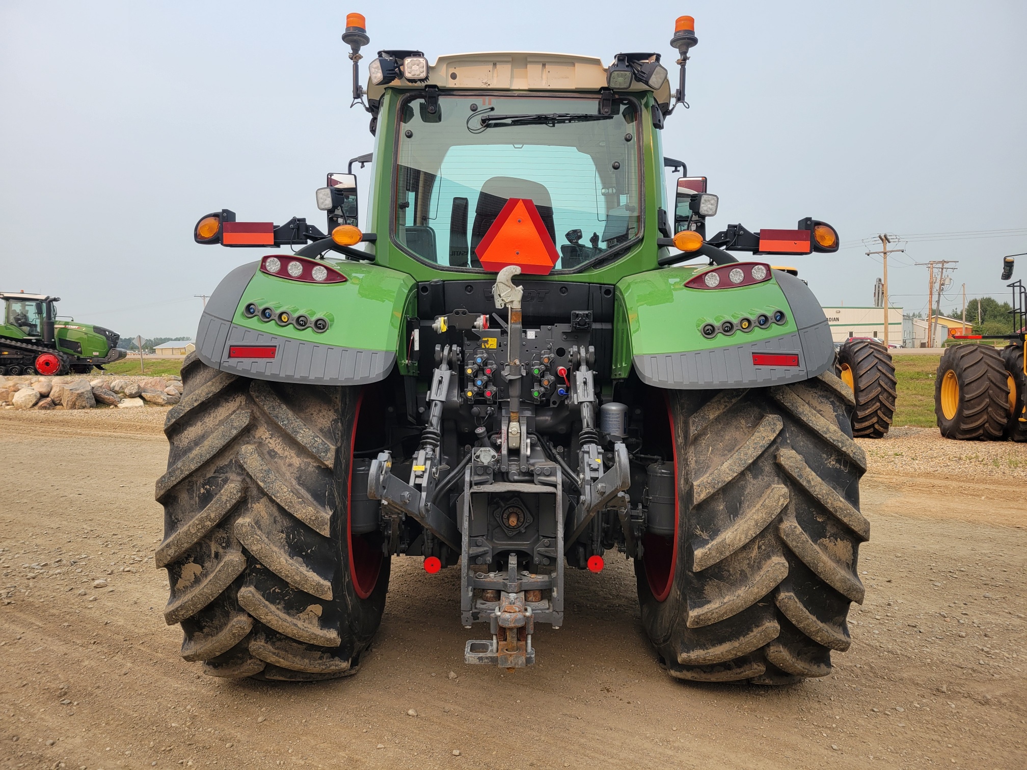 2023 Fendt 718 Gen6 Tractor