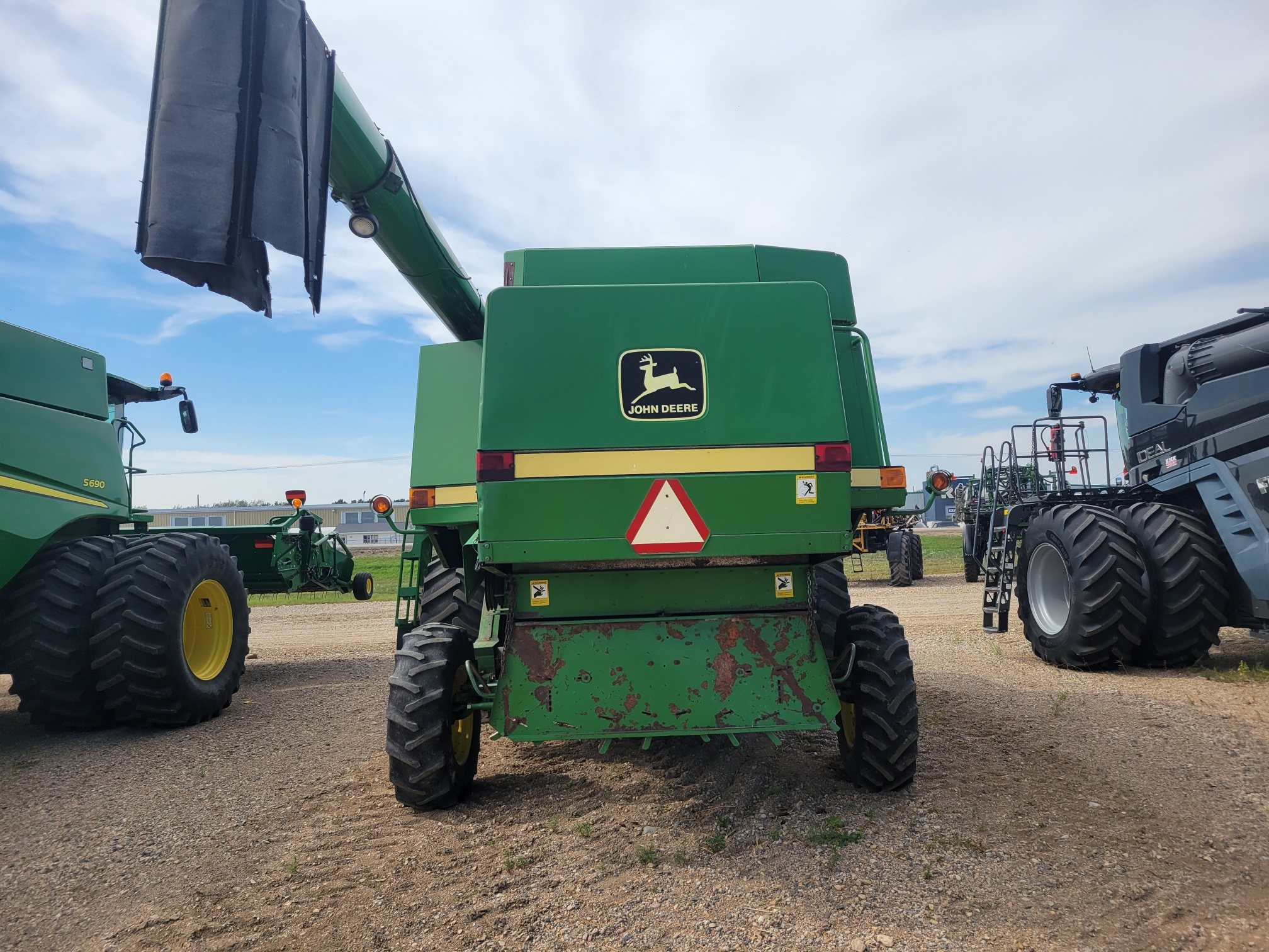 1994 John Deere 9600 Combine
