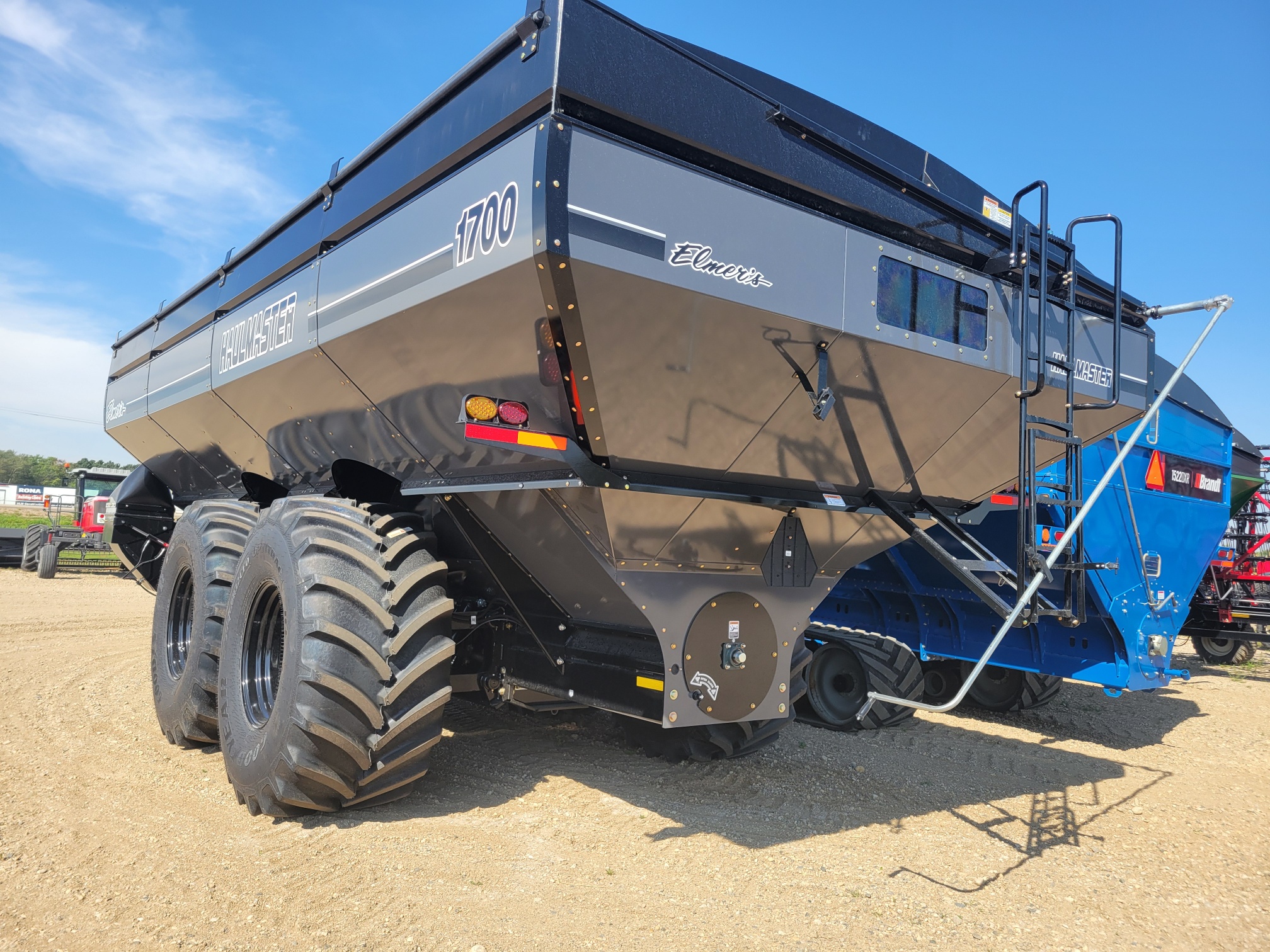 2026 Elmers Haulmaster 1700 Grain Cart