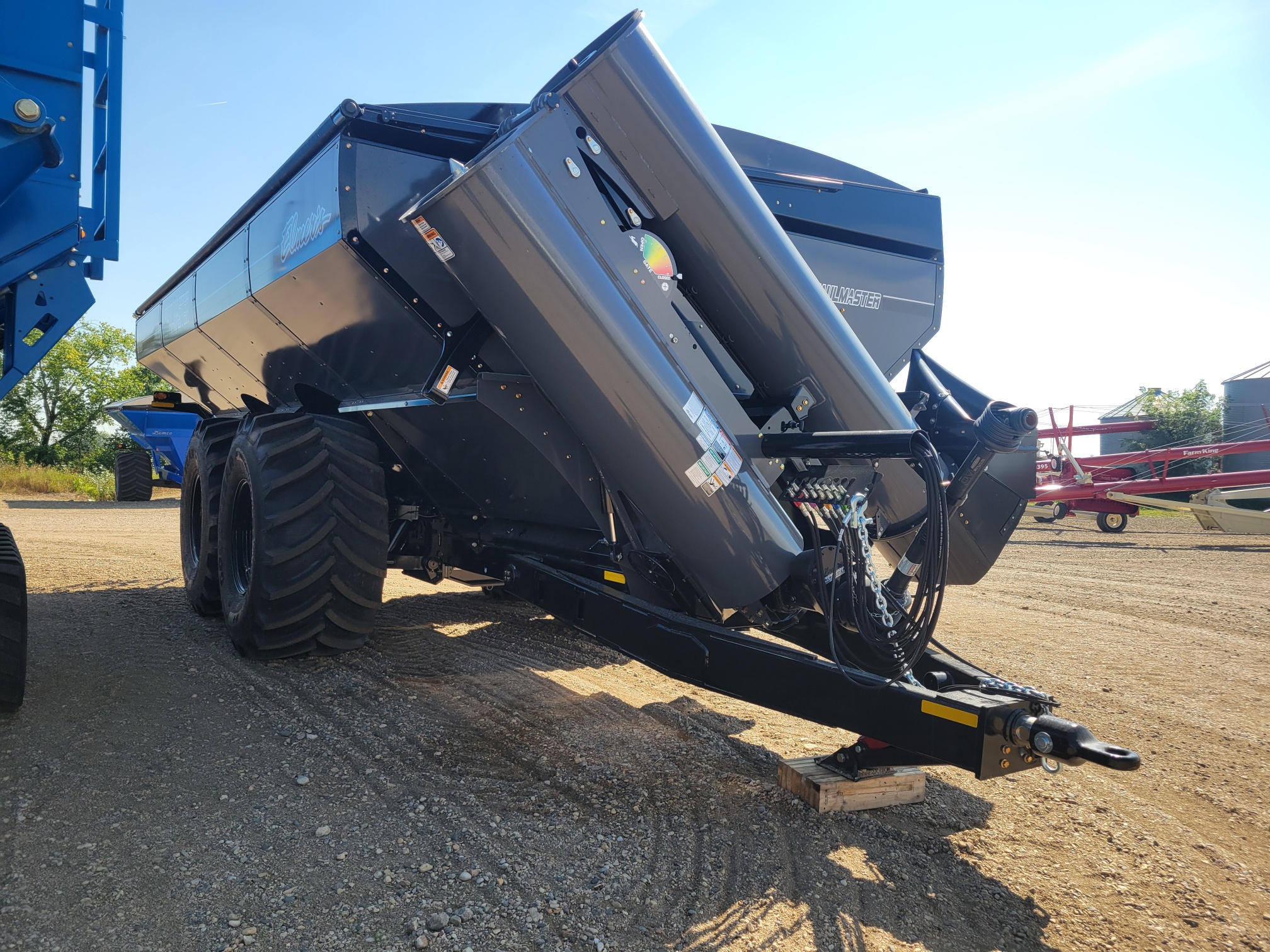 2026 Elmers Haulmaster 1700 Grain Cart