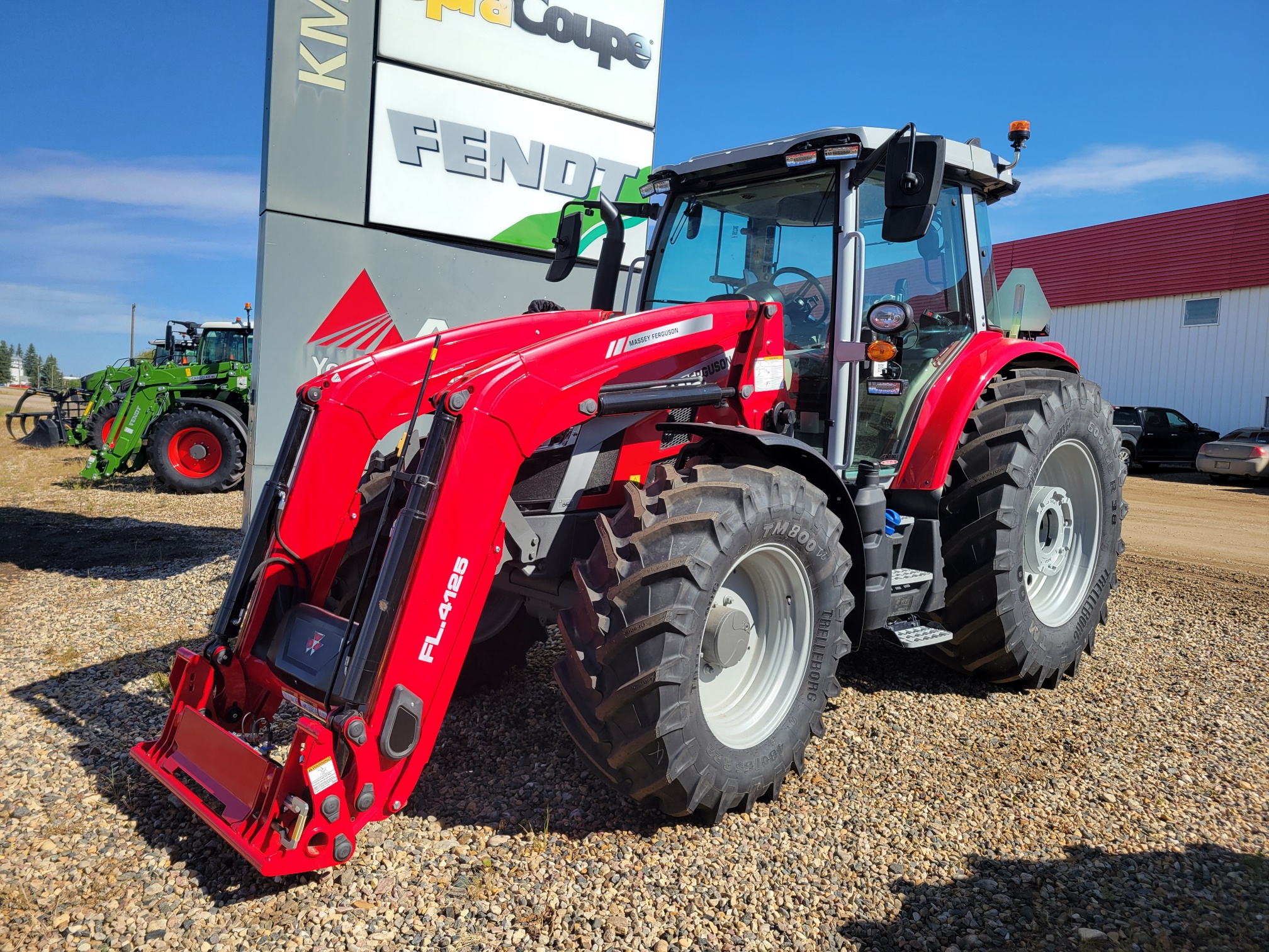 Massey Ferguson 5S.135 Efficient Tractor