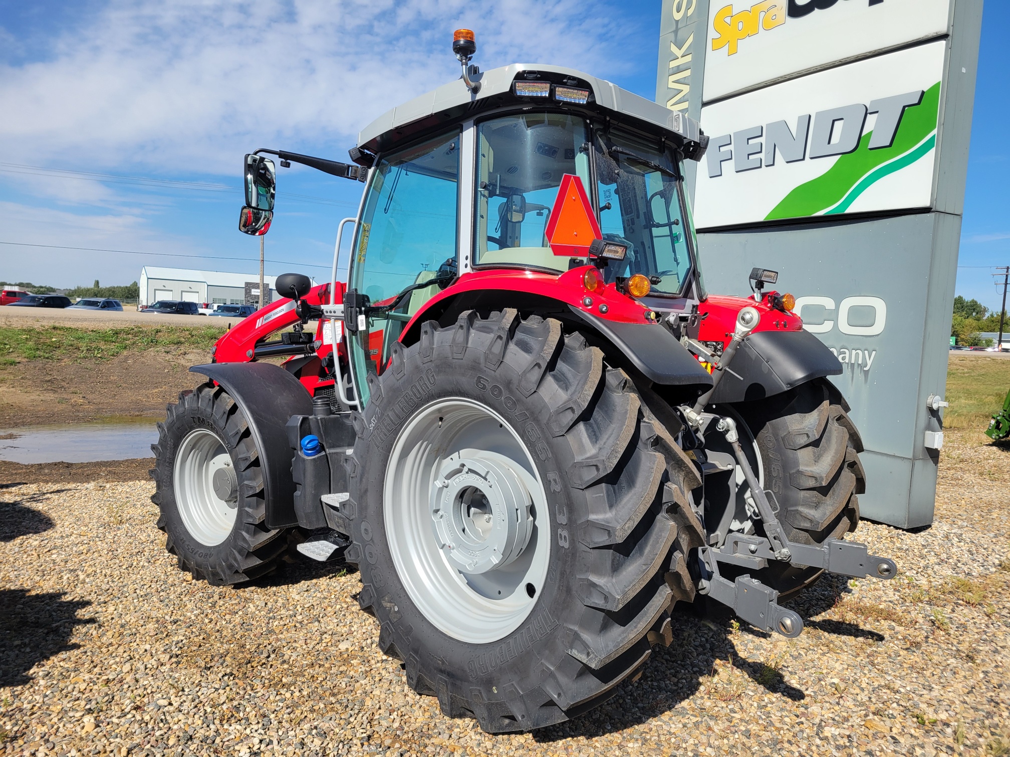 Massey Ferguson 5S.135 Efficient Tractor