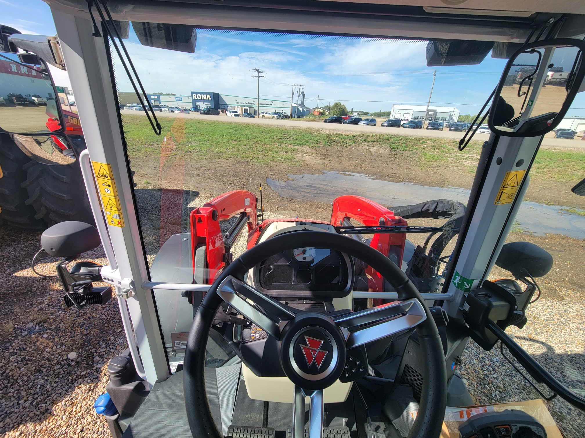Massey Ferguson 5S.135 Efficient Tractor