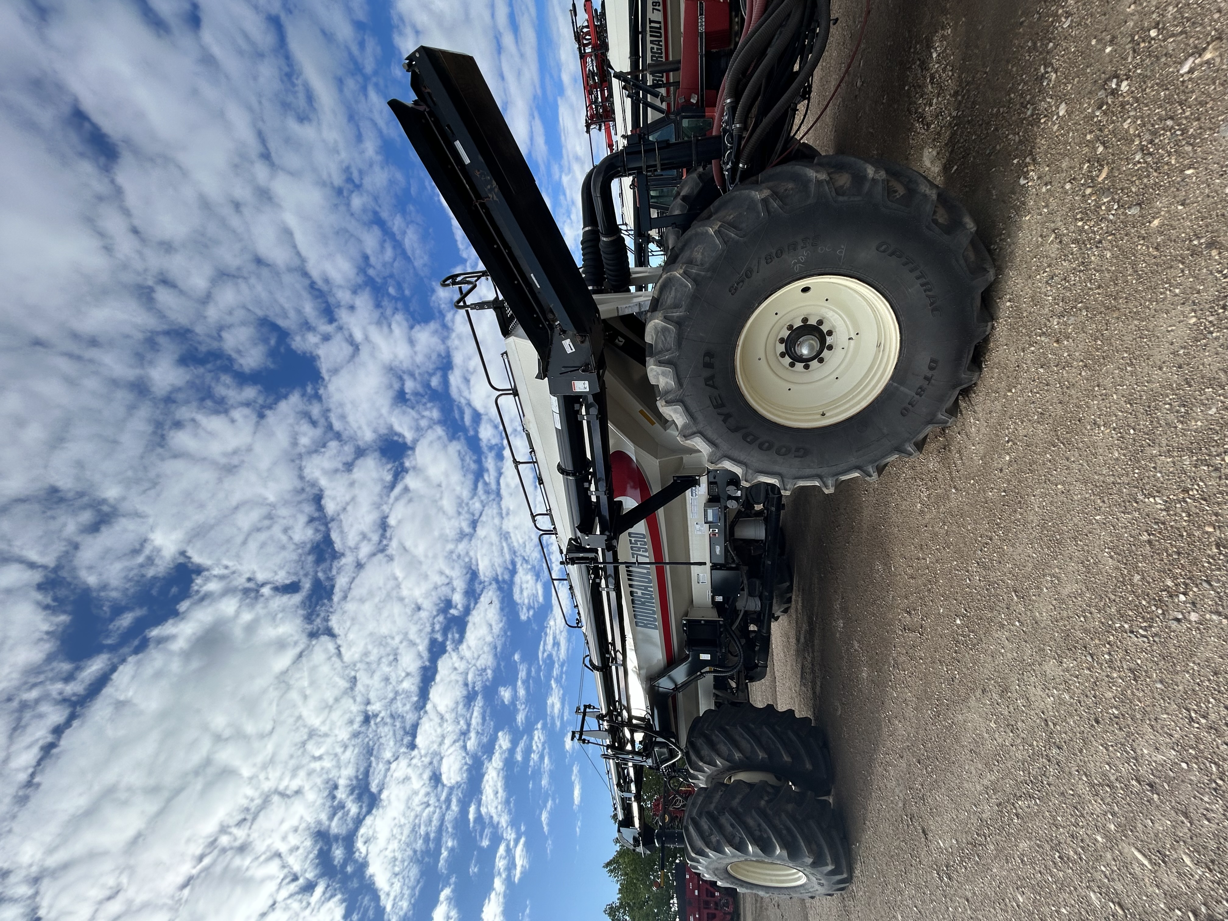 2020 Bourgault 3320 Air Drill