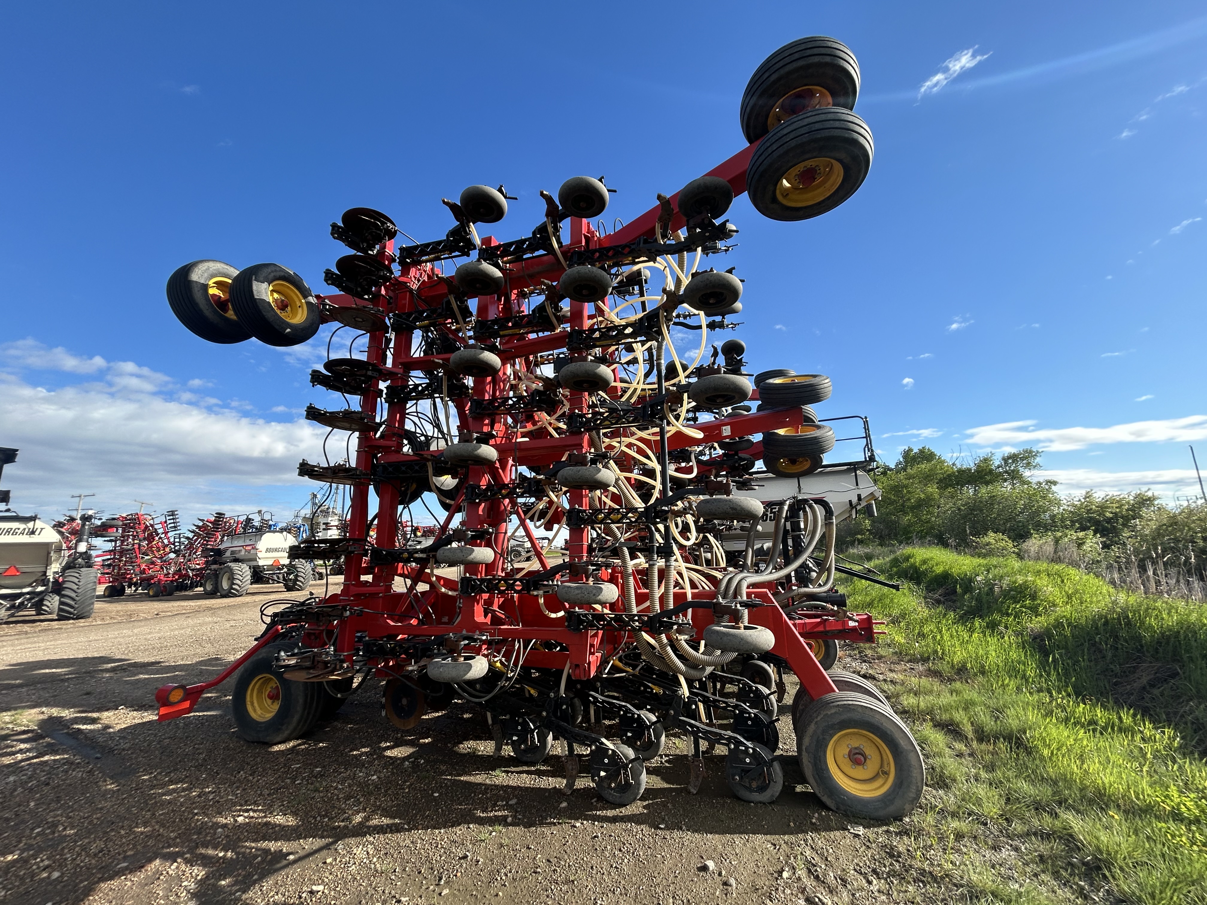 2014 Bourgault 3320 Air Drill