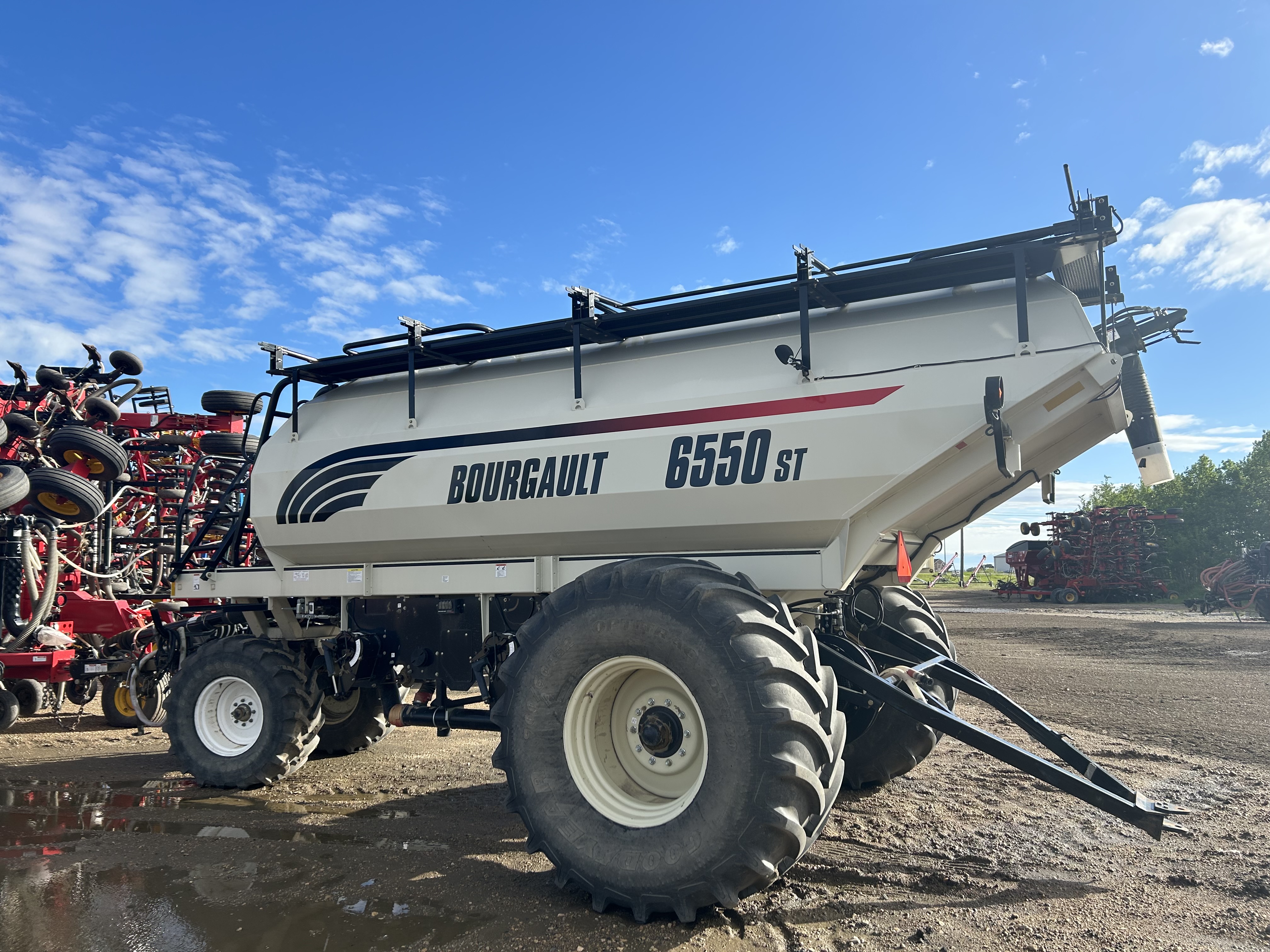 2018 Bourgault 3320 Air Drill