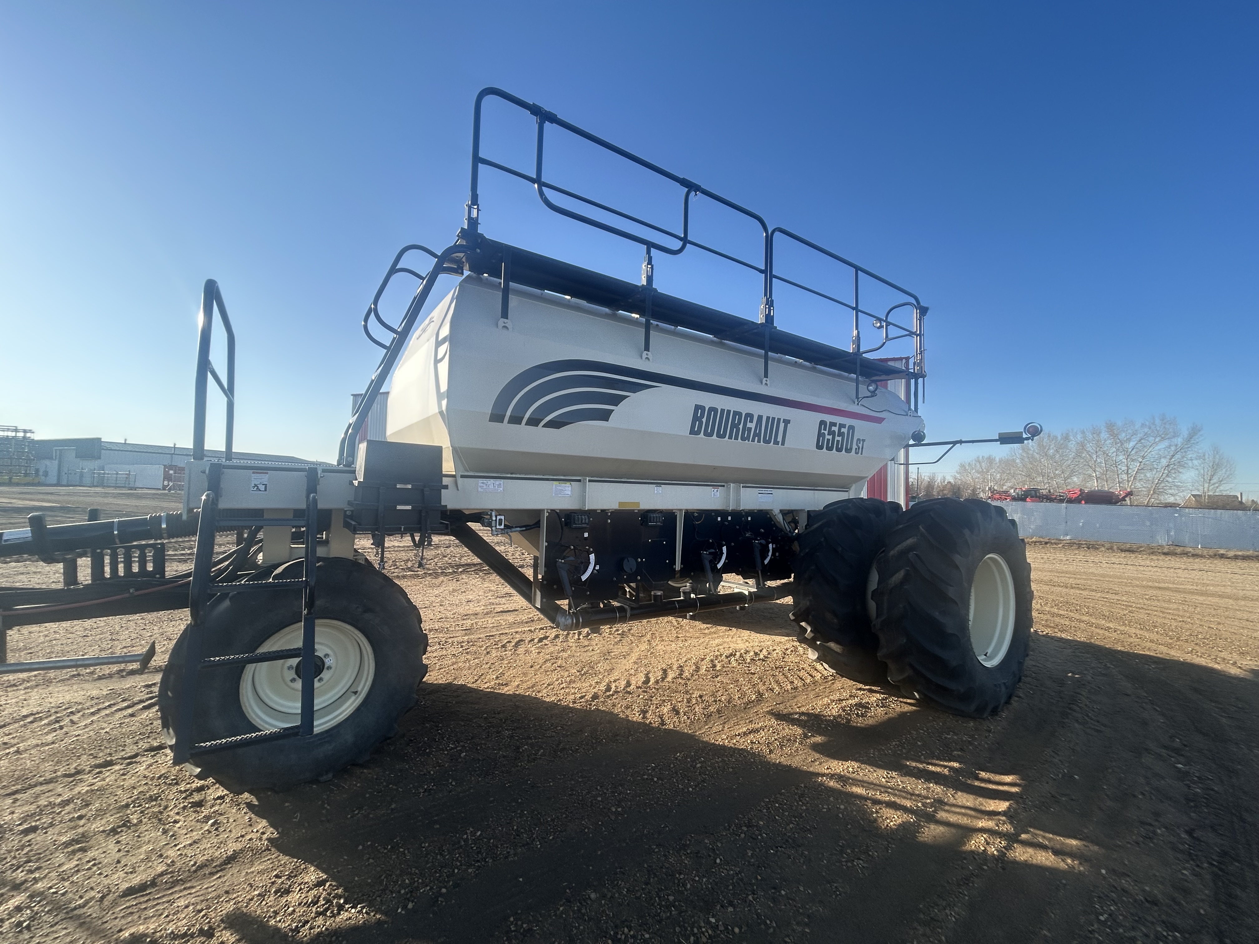 2013 Bourgault 3320 Air Drill