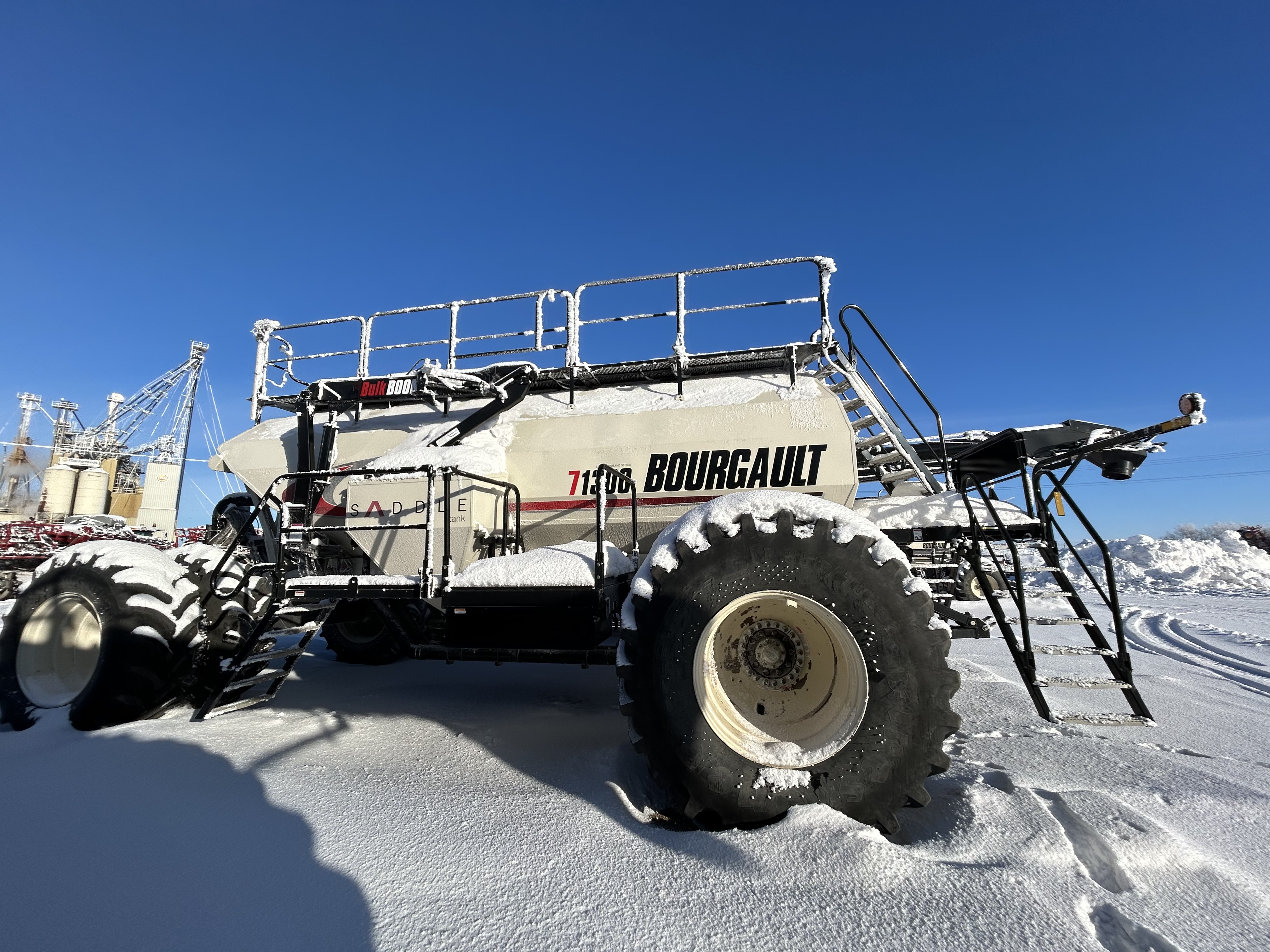 2016 Bourgault 71300 Air Seeder