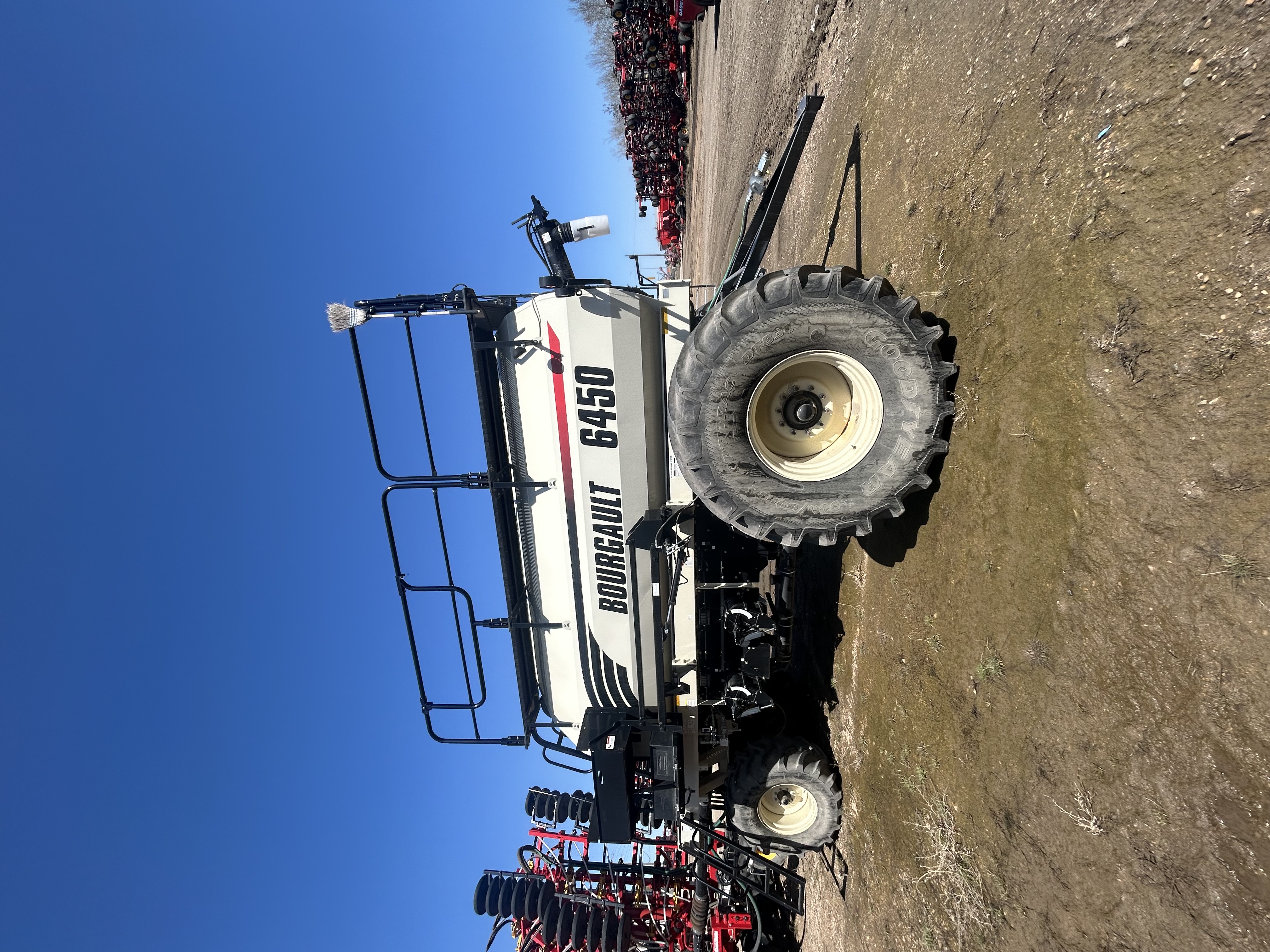 2011 Bourgault 6450 Air Drill