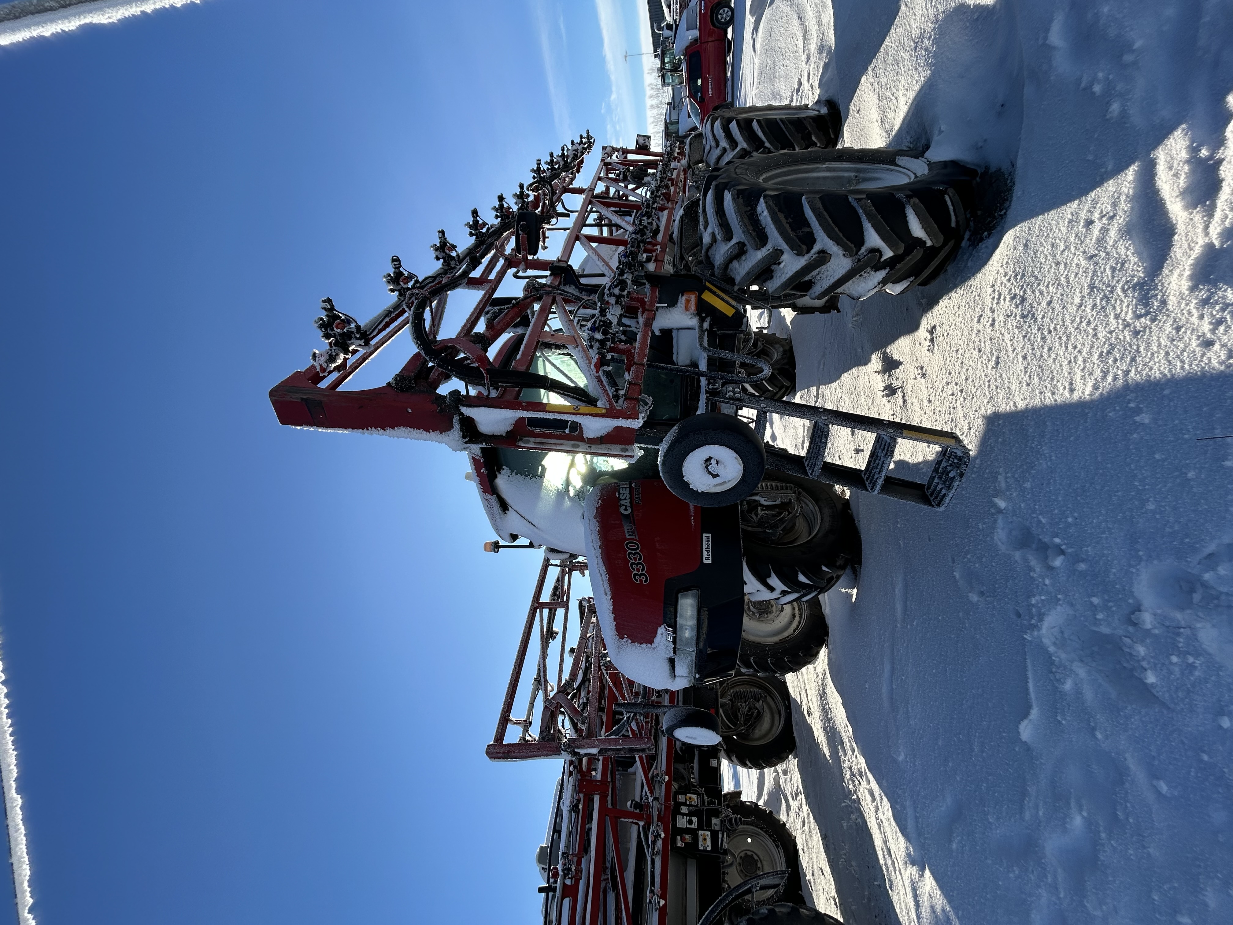 2011 Case IH Patriot 3330 Sprayer/High Clearance