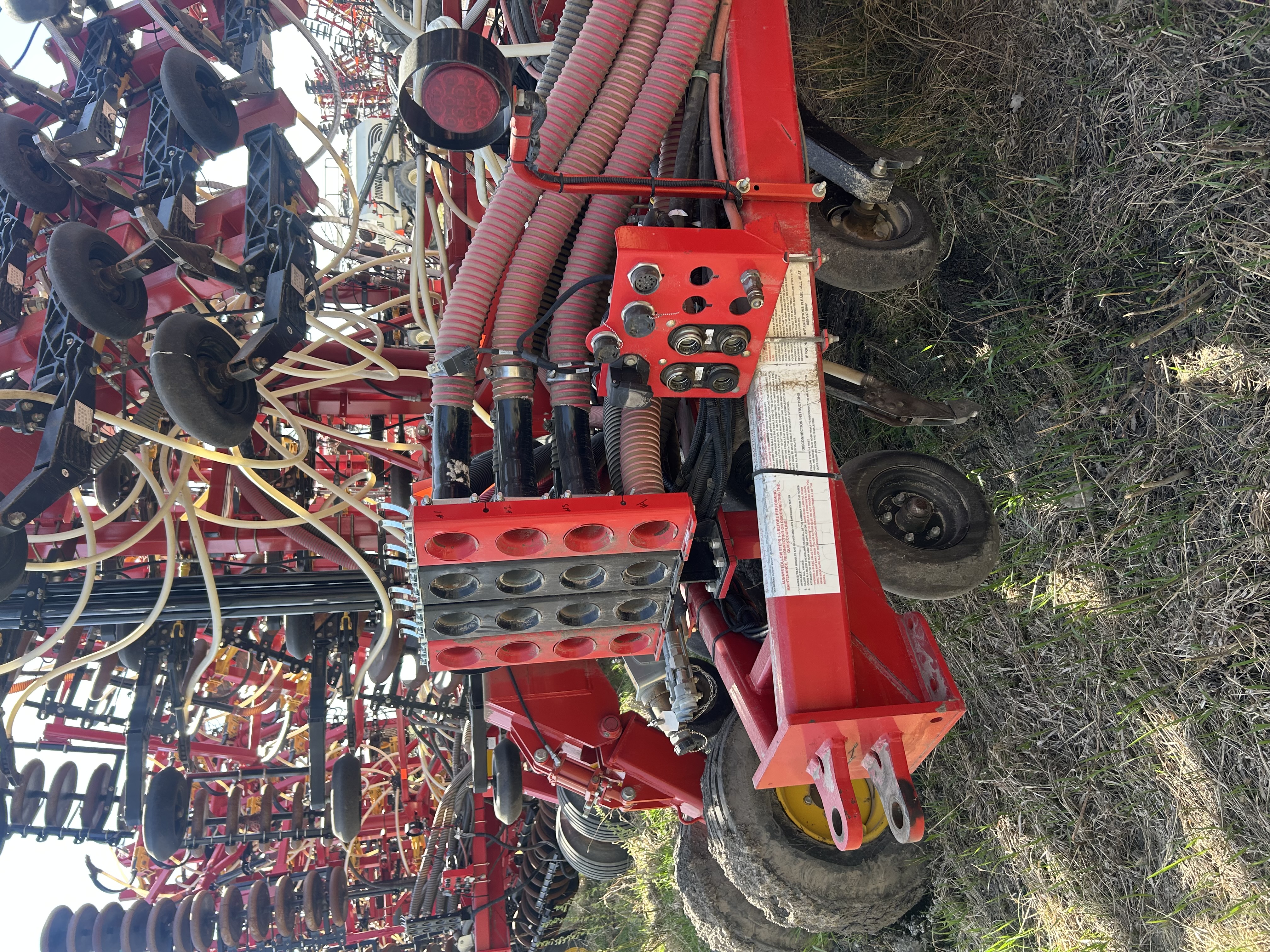 2013 Bourgault 3320 Air Drill
