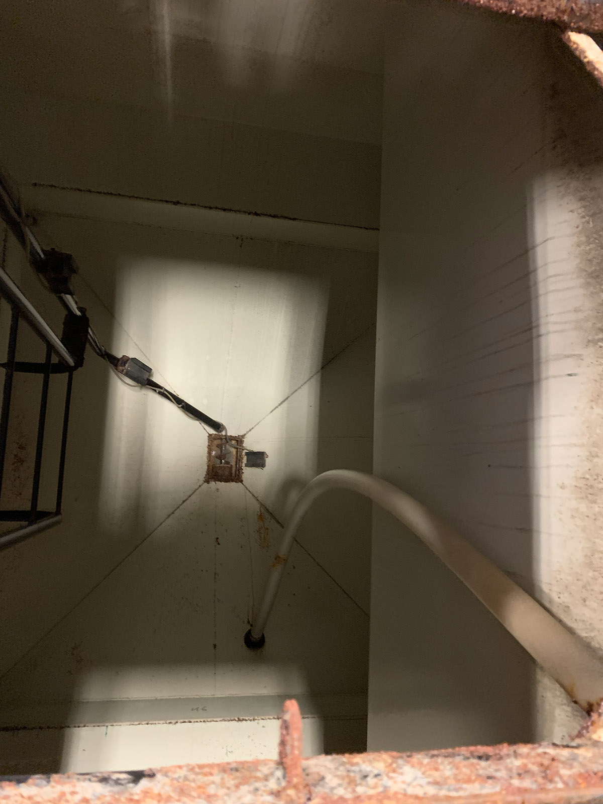 Sixth image Model Thumbnail