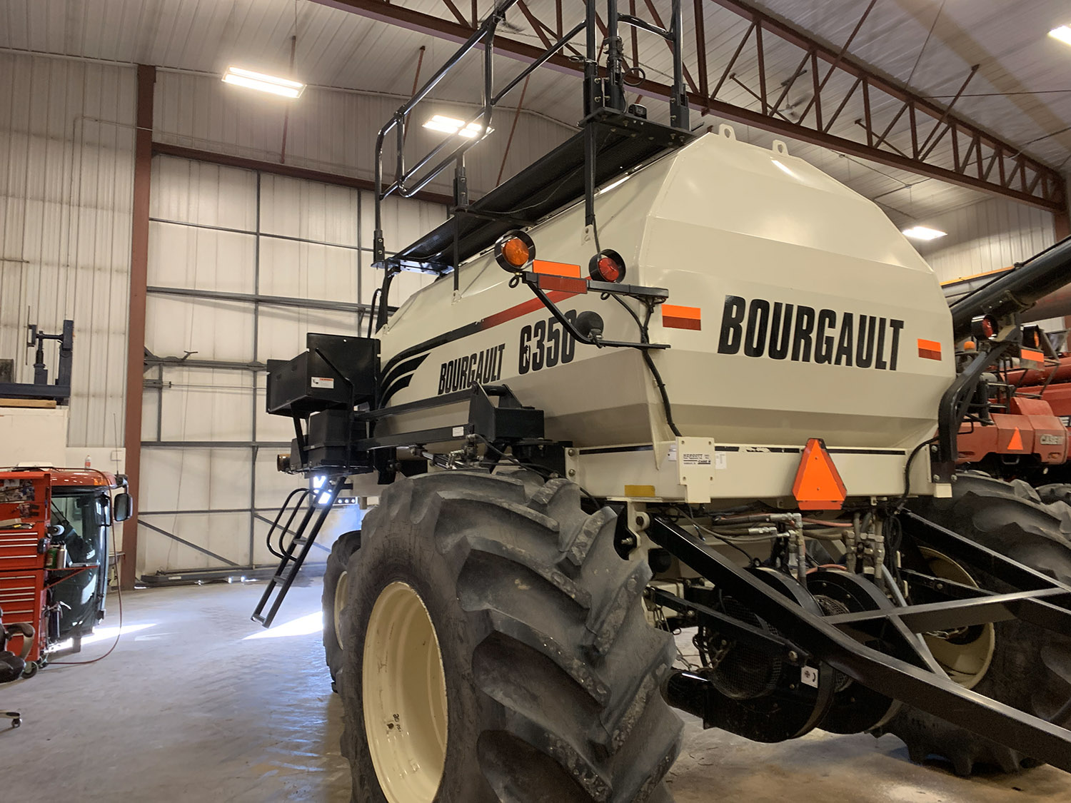 2012 Bourgault 6350 Air Drill